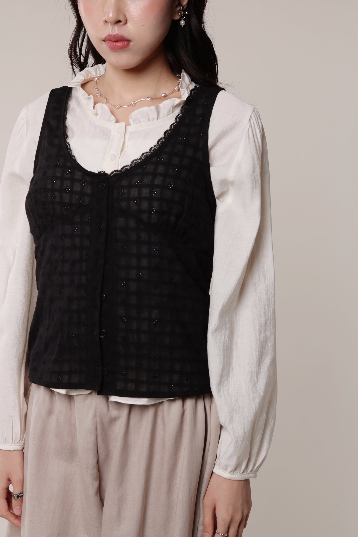 Retro Ruffle Shirt (Ivory)