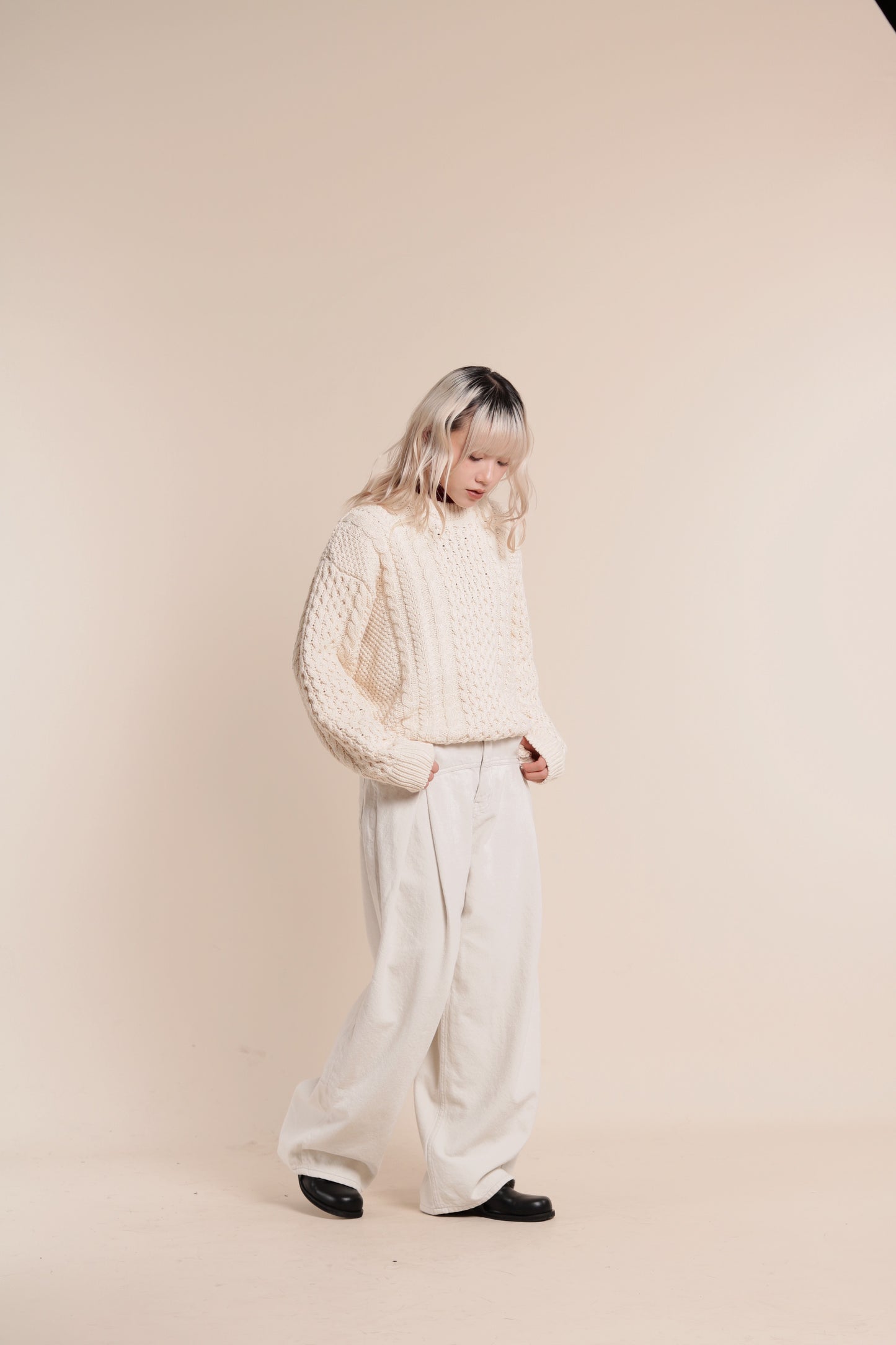 Oversized Cable Knit Sweater (Ivory)