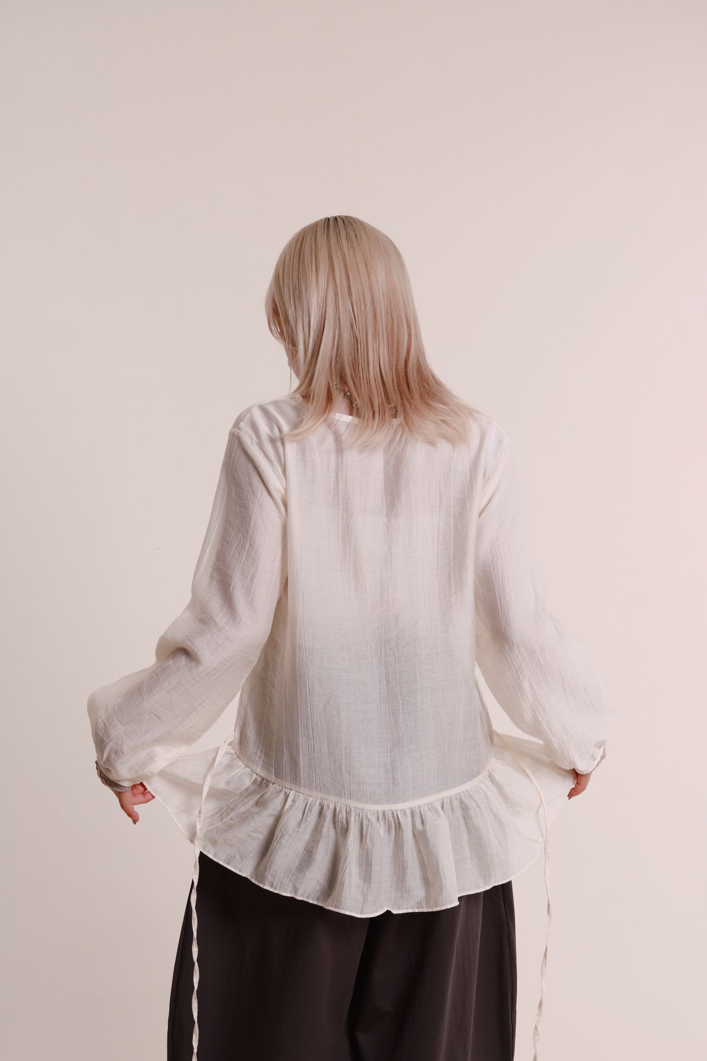 Doll Ruffle Blouse (Ivory)