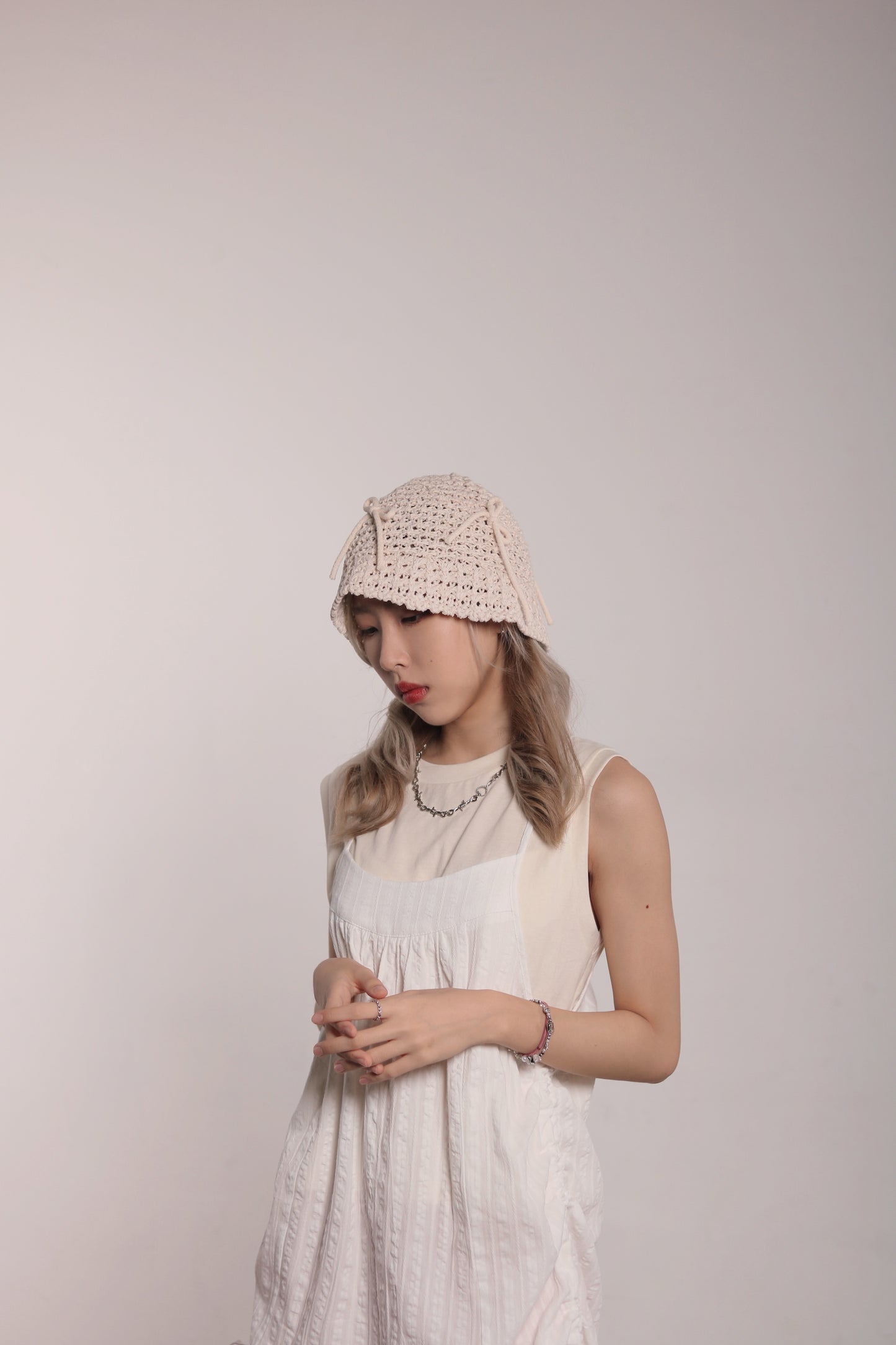 Ribbon Knit Hat (Black/Ivory)