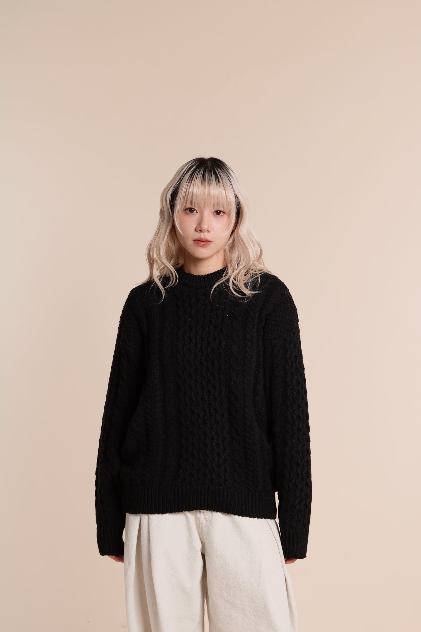 Oversized Cable Knit Sweater (Black)