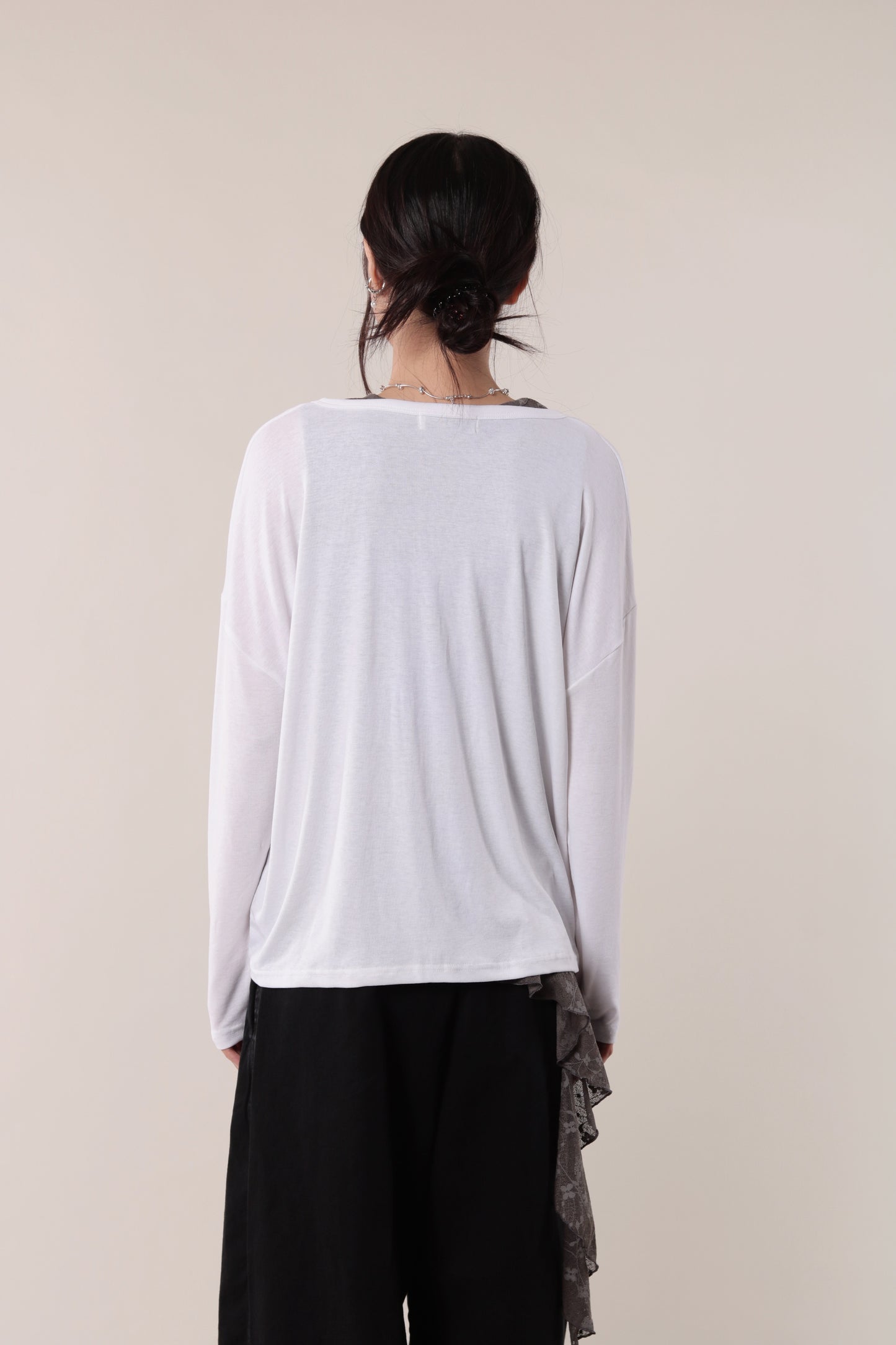 Lazy Button Long Tee (White)