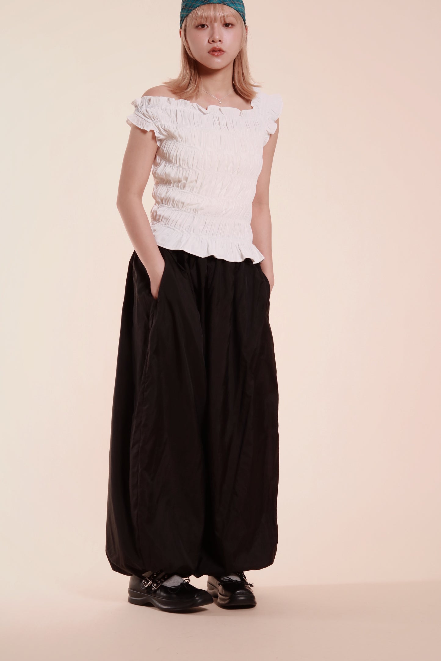 Bubble Cloud Pants (Black)