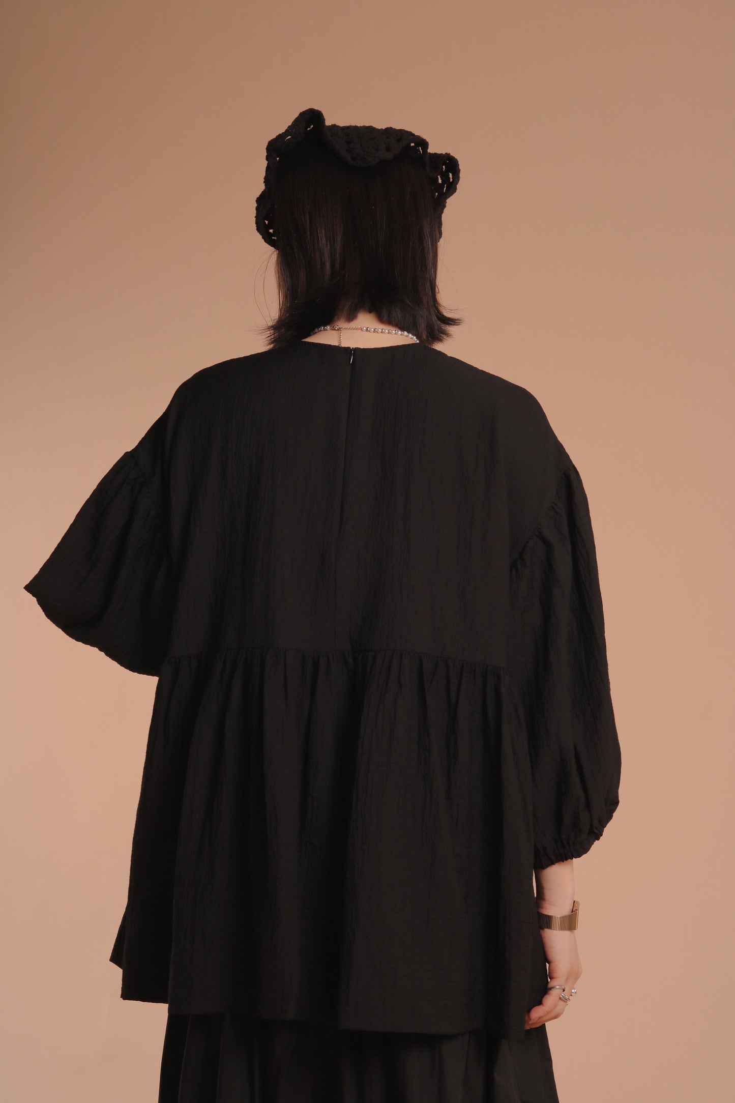 Doll Puff Sleeve Blouse (Black)