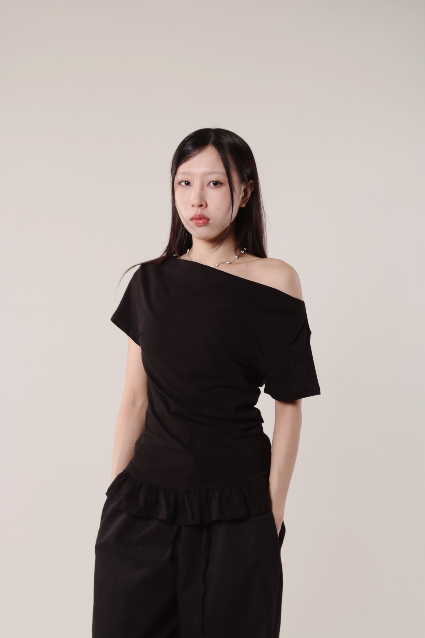 Ruffle Top (Black)