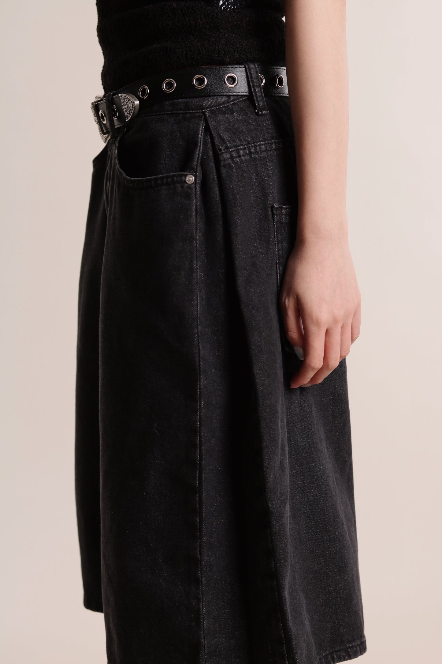 Paddy Jean Shorts (Black)