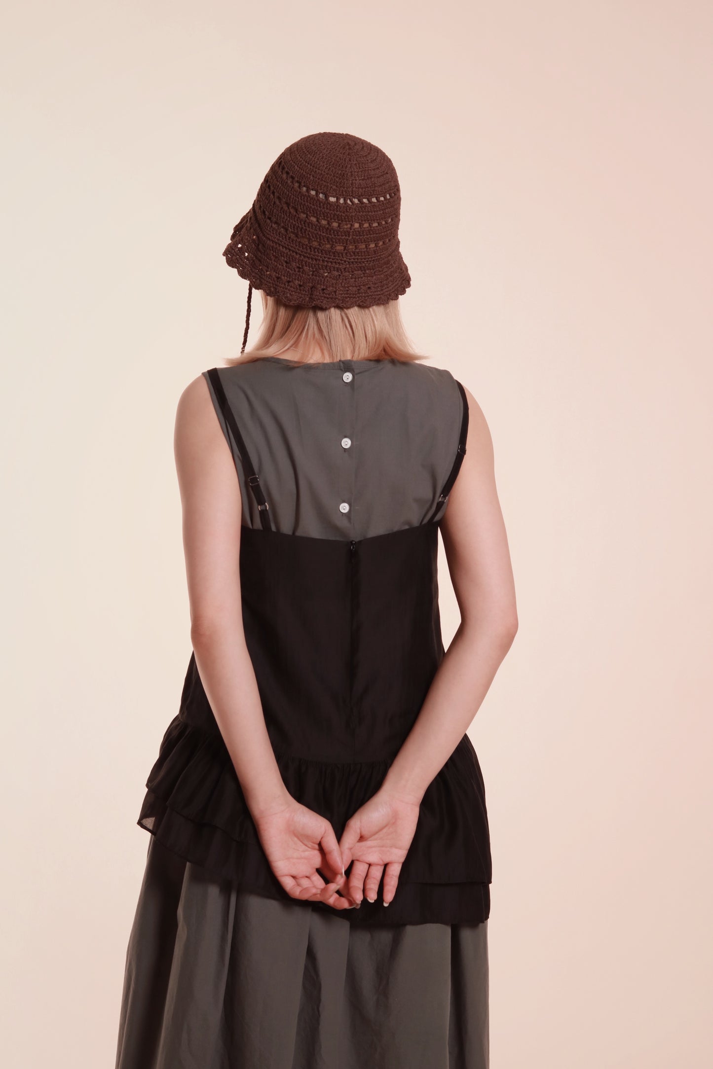 Ruffle Sleeveless Top (Black)