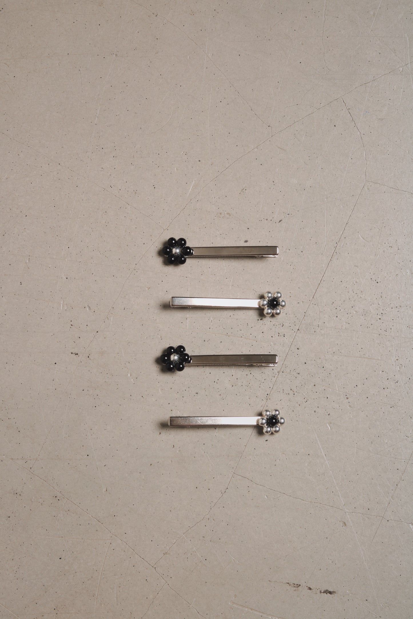 Flower Hair Pin Set (Black/Silver)