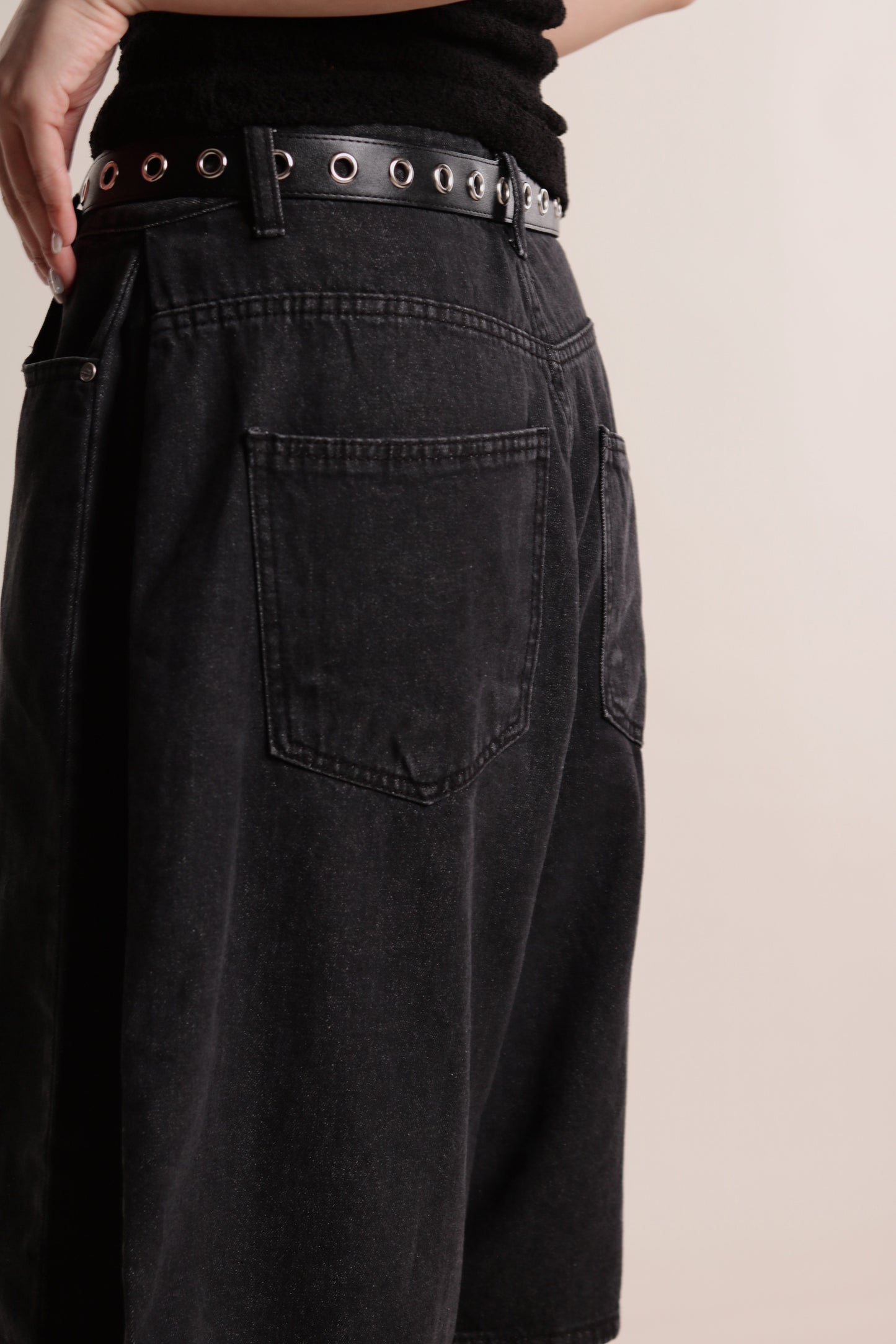Paddy Jean Shorts (Black)