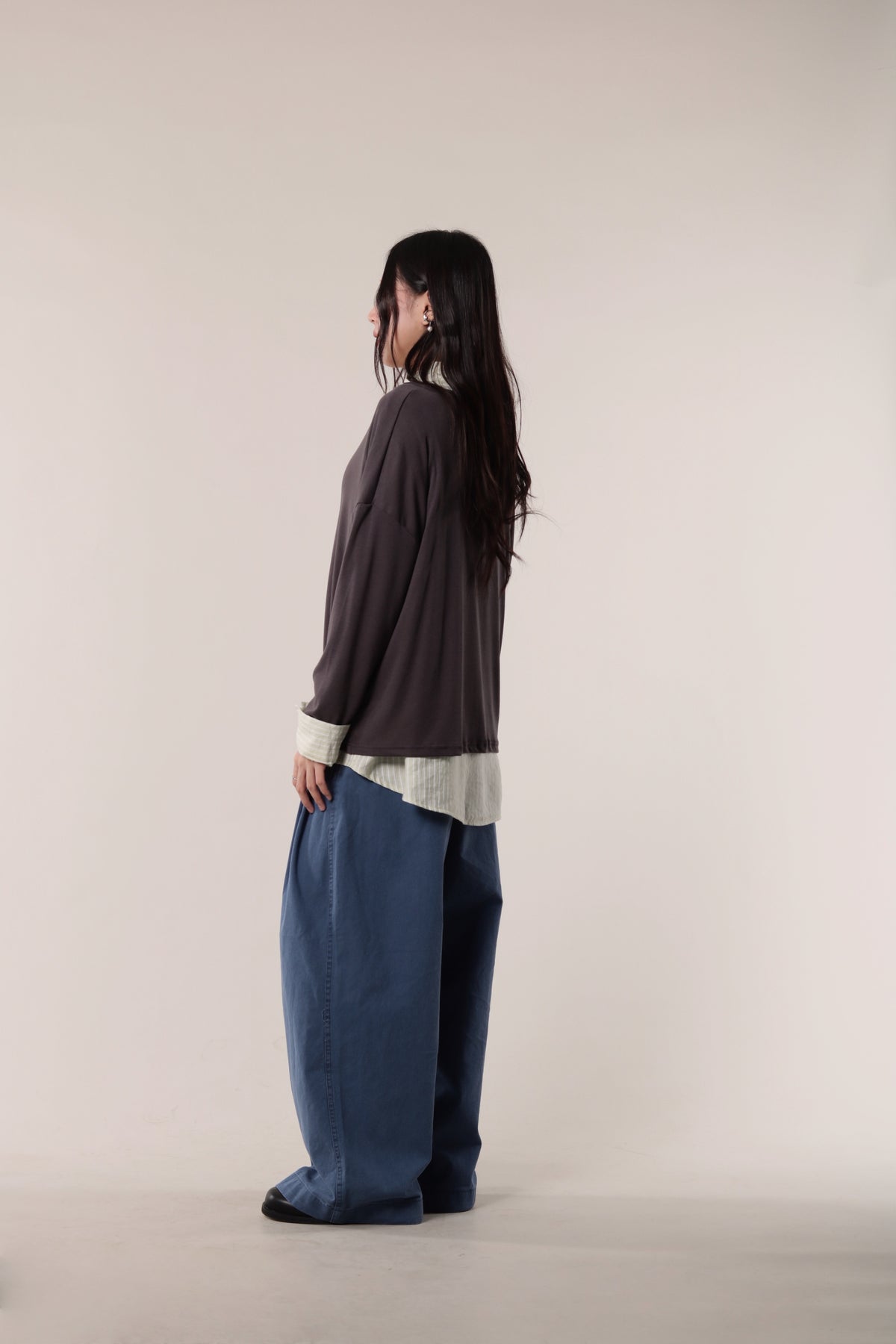 Lazy Button Long Tee (Charcoal)