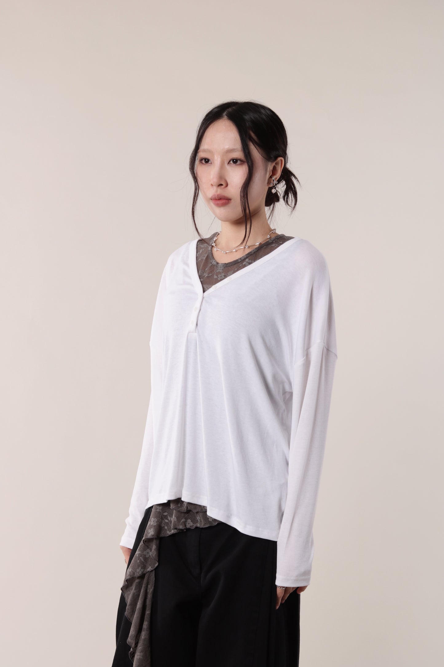 Lazy Button Long Tee (White)