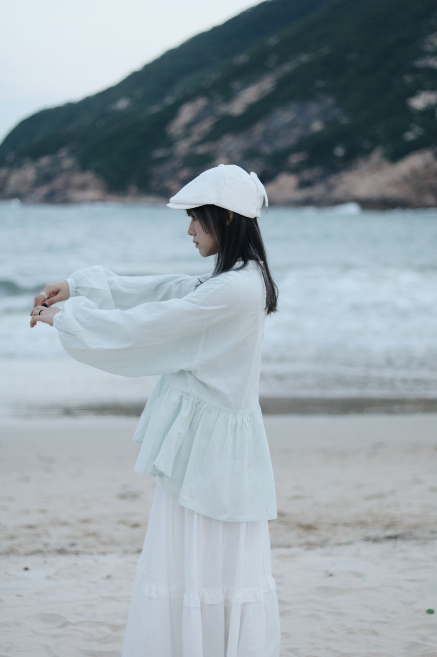 Snoopy Hat (Beige/Black/White)