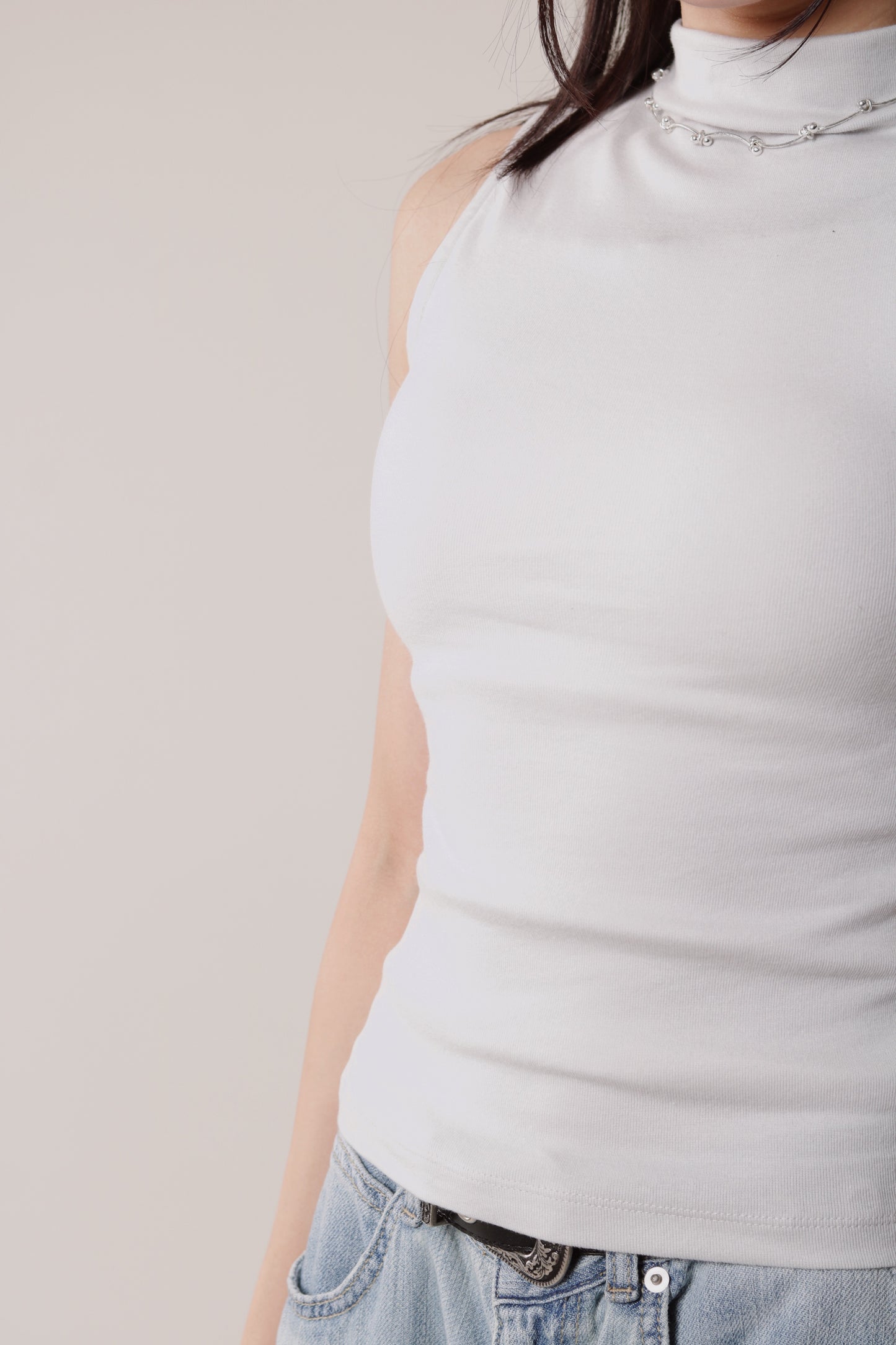 Mock Neck Sleeveless Top (Grey)