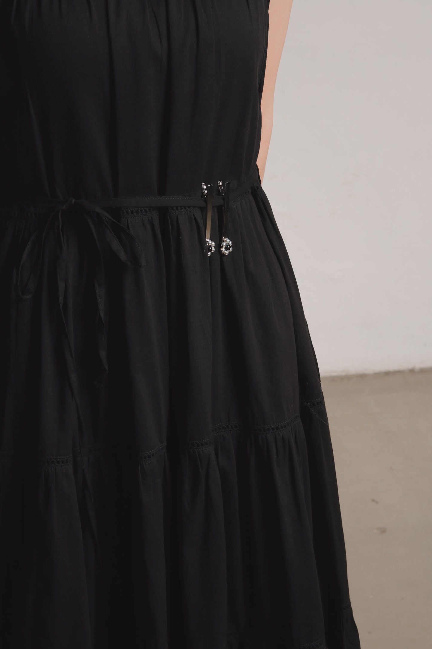 Flower Hair Pin Set (Black/Silver)