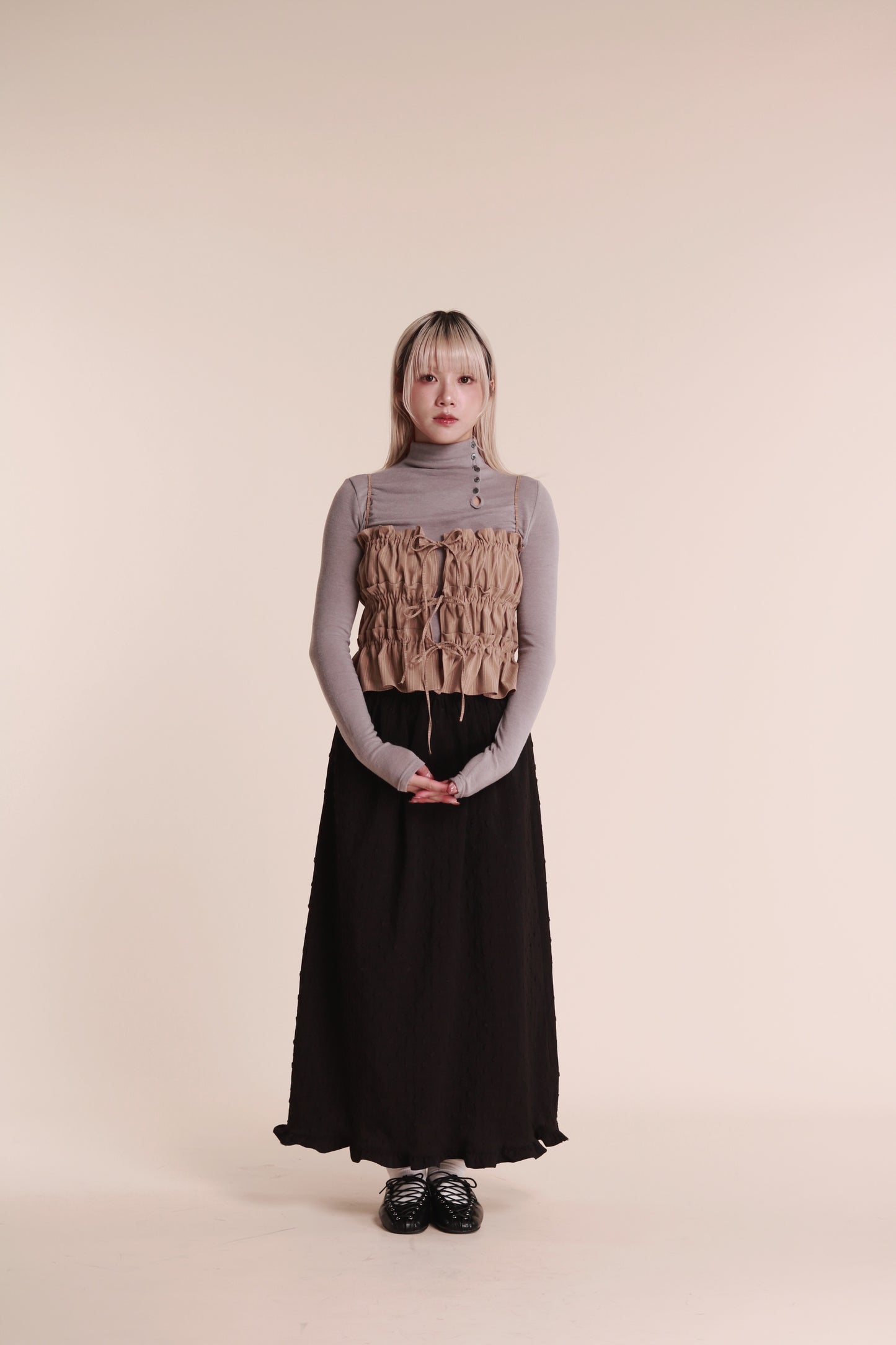 Gathered Ribbon Sleeveless Top (Beige)