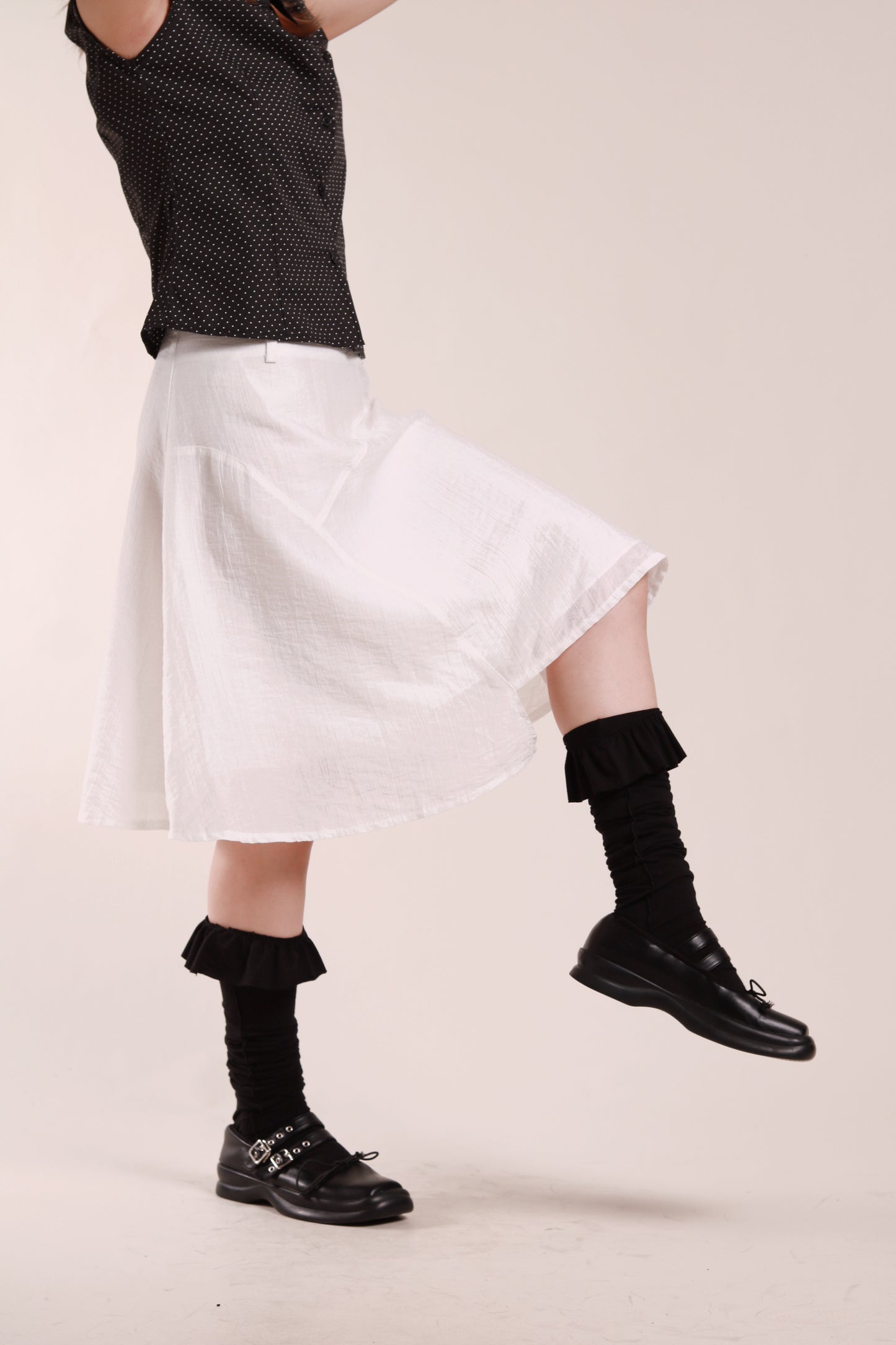 Asymmetric Mini Skirt (White)