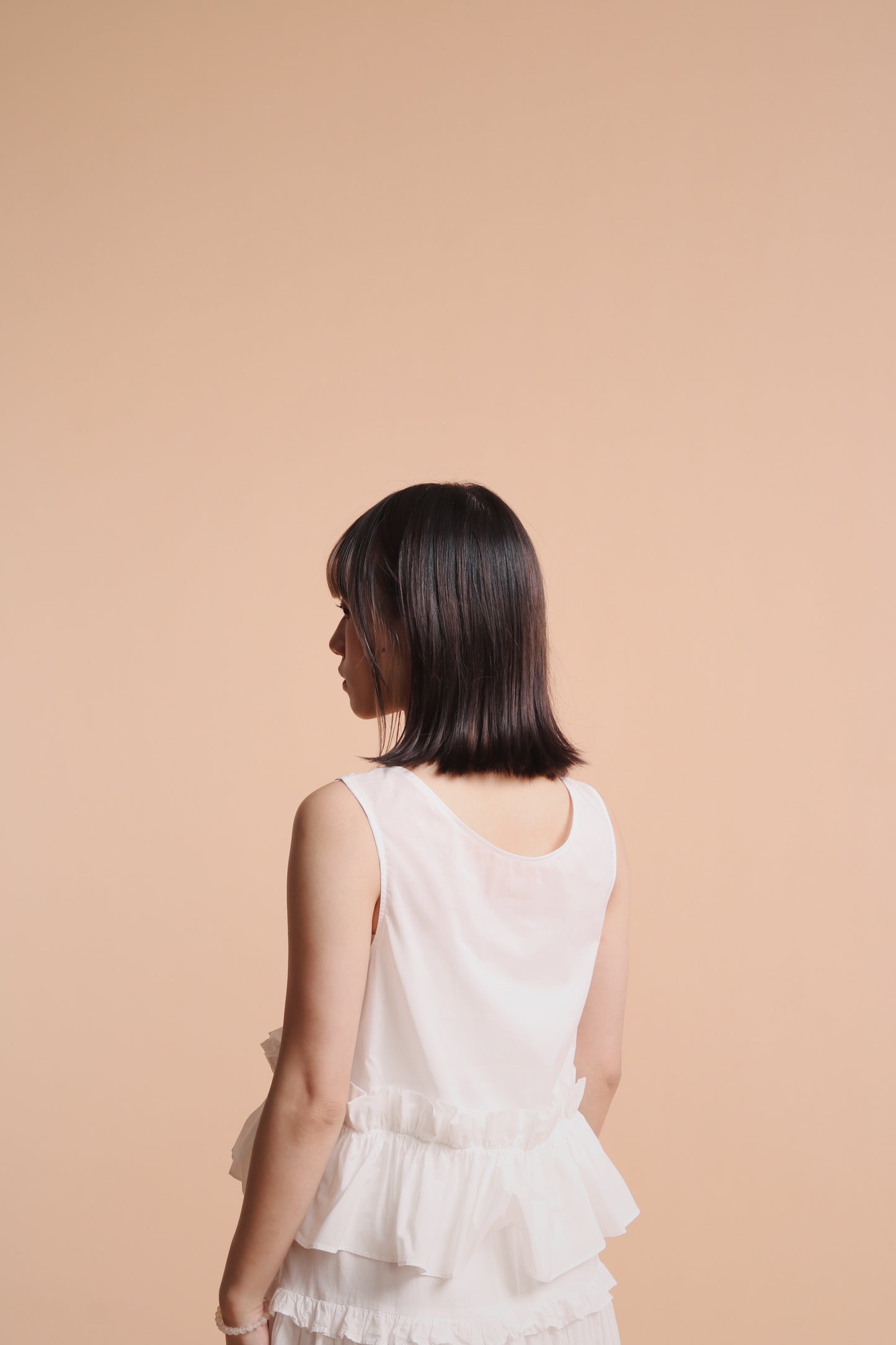 Doll Ruffle Vest (White)