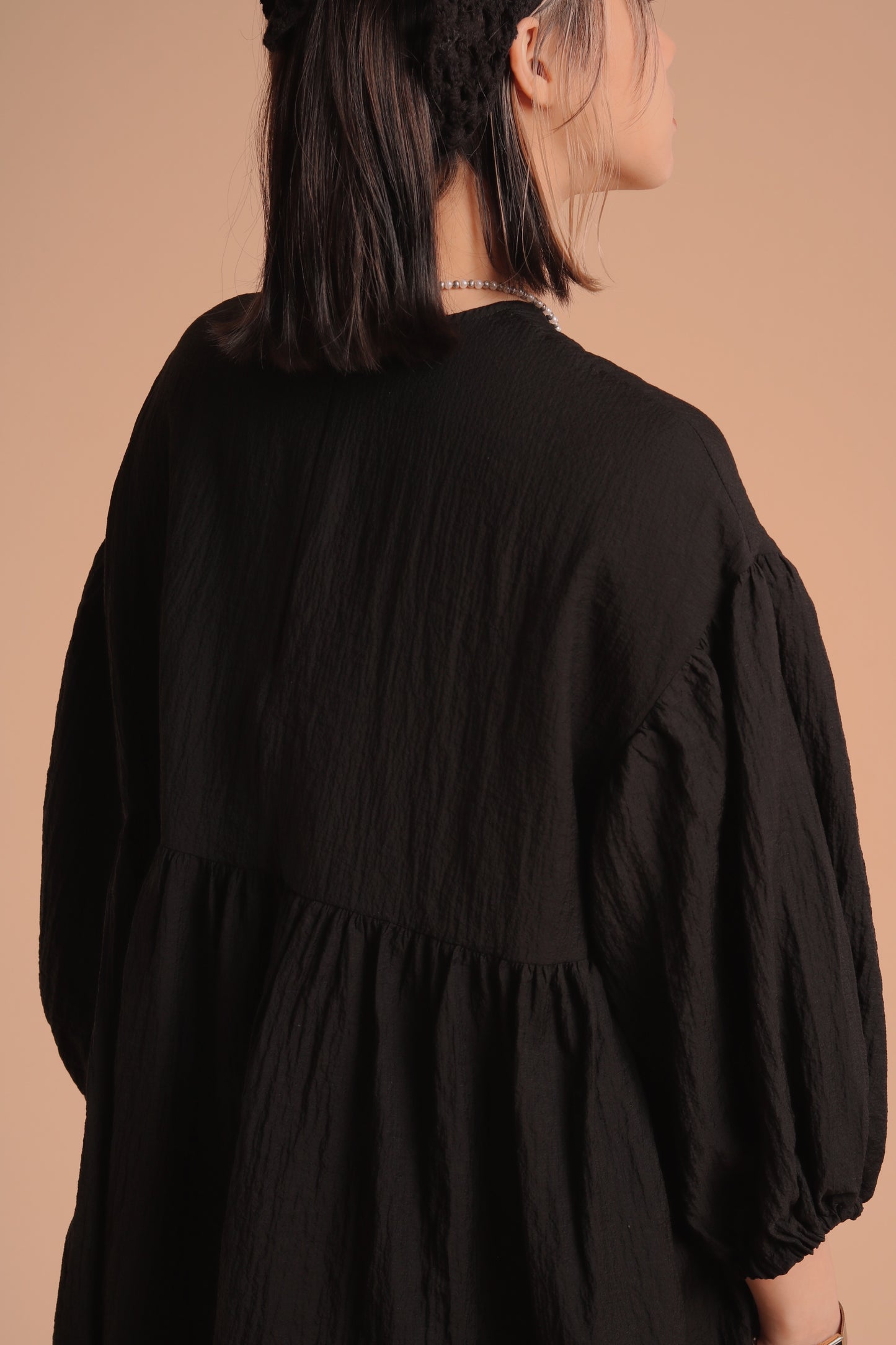 Doll Puff Sleeve Blouse (Black)