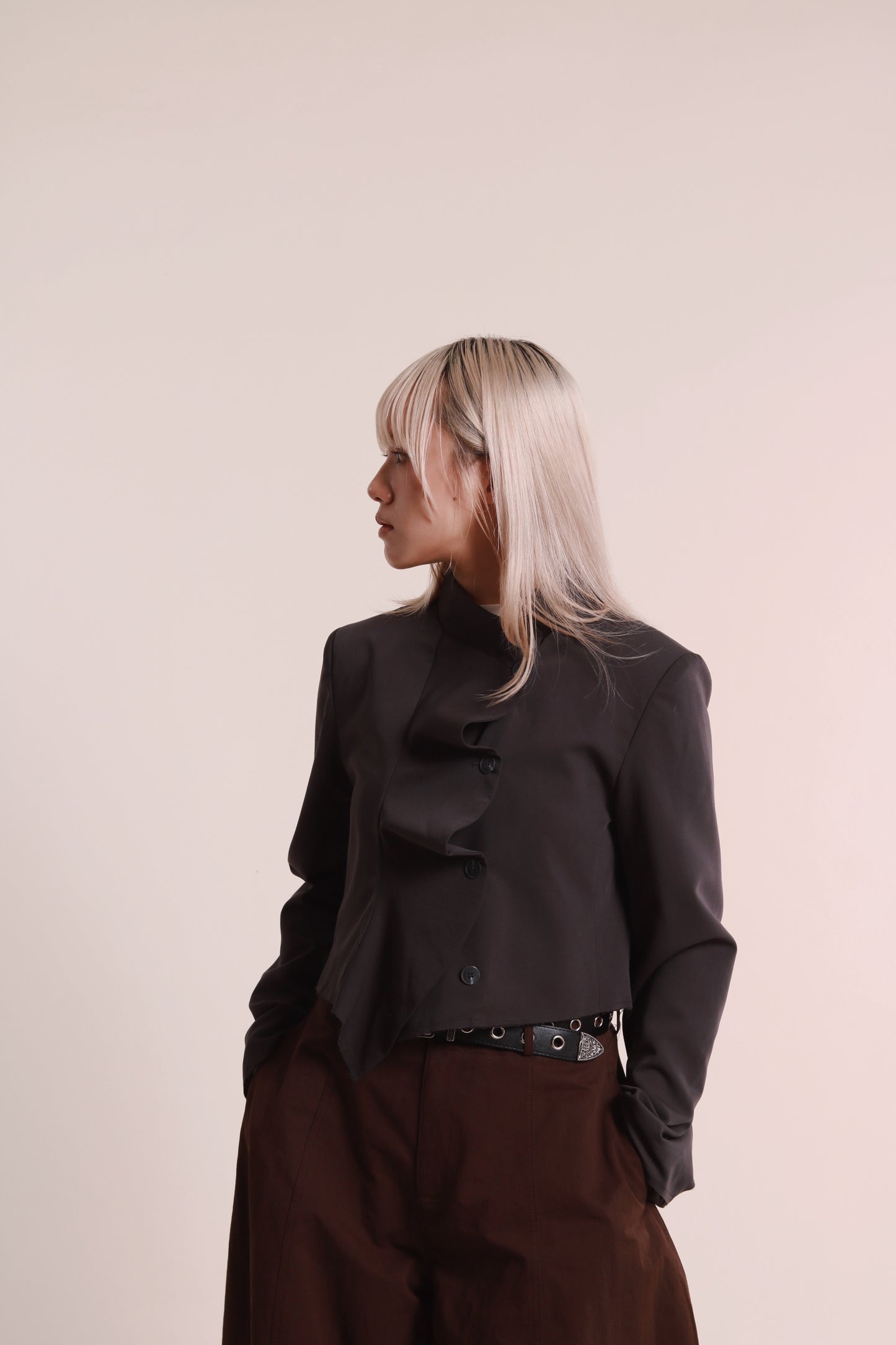 Gentle Pleat Jacket (Charcoal)