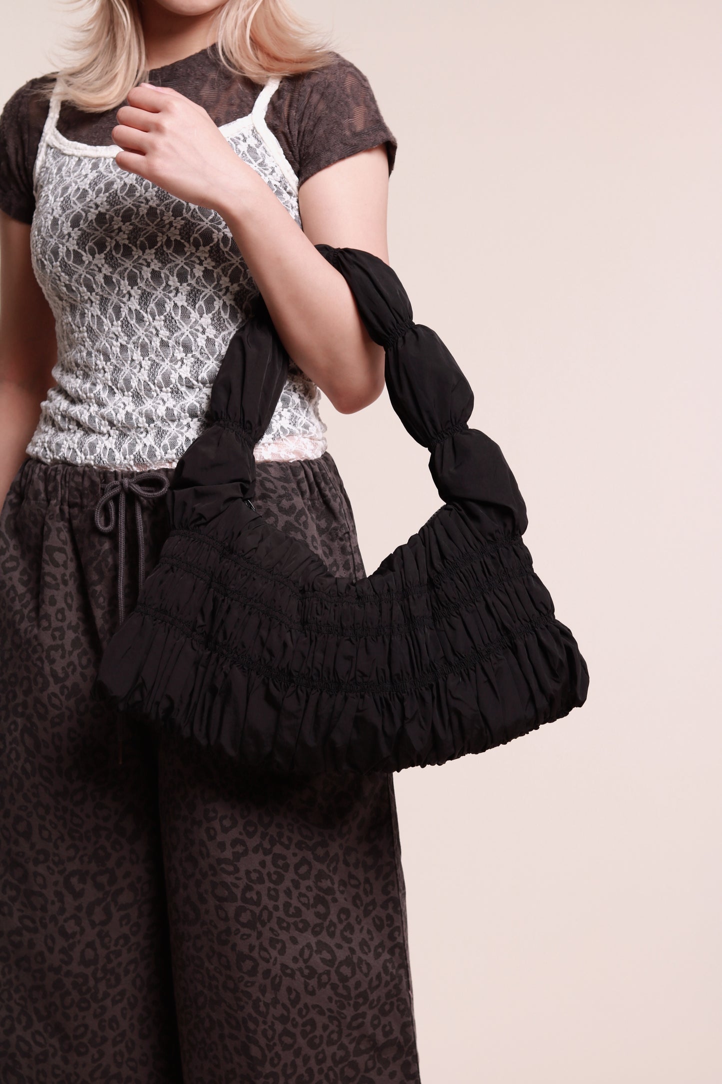Puffy Bag (Black)