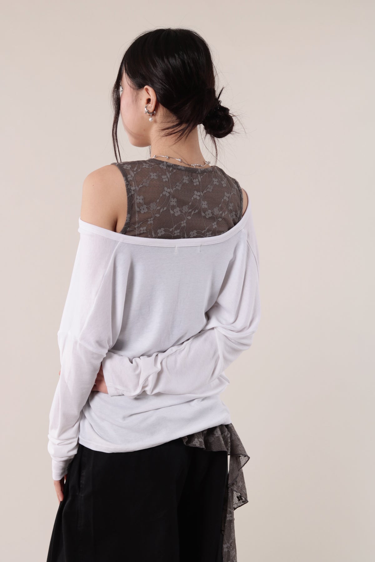 Lazy Button Long Tee (White)