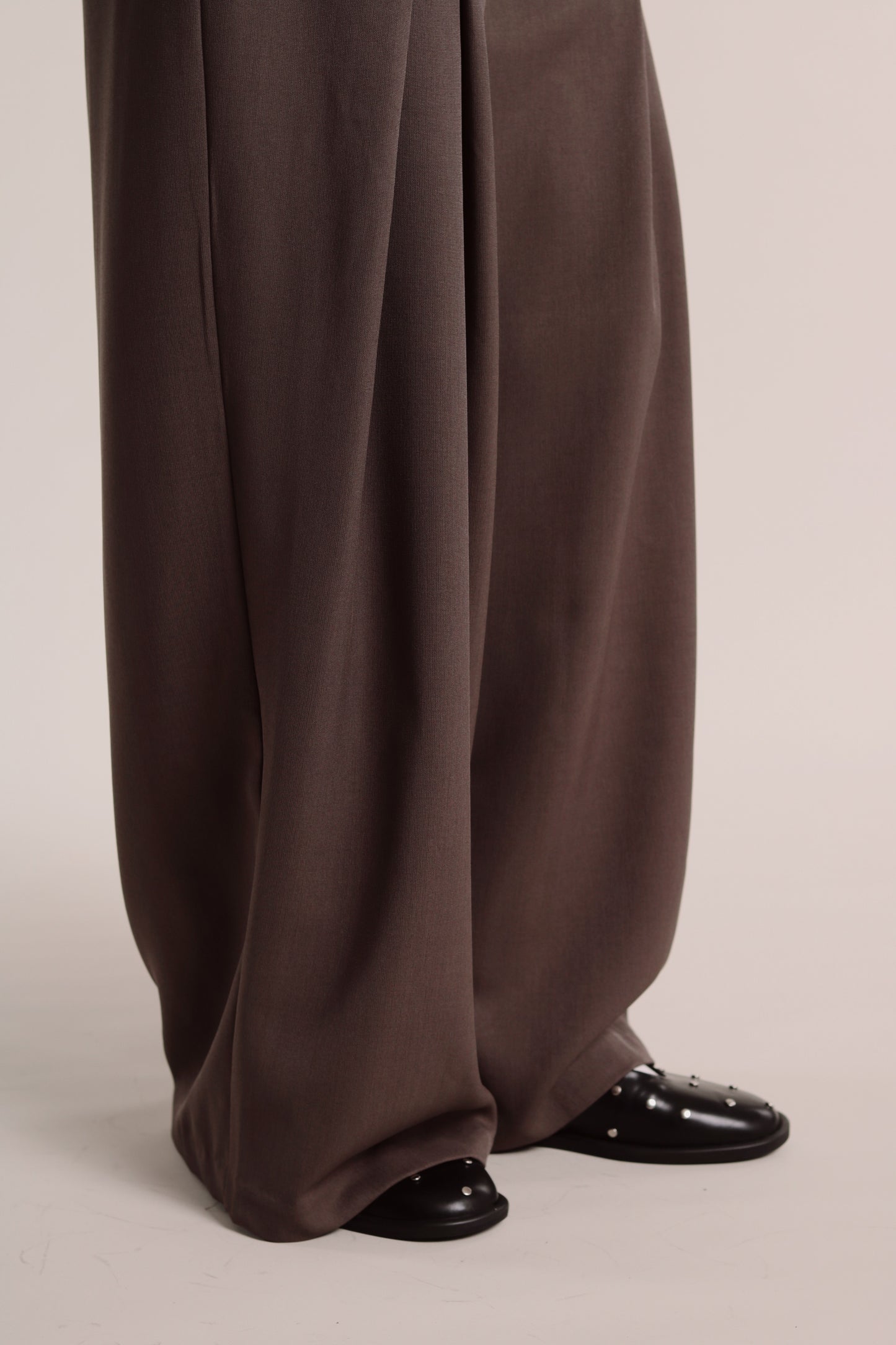 Spring Pleat Pants (Brown)