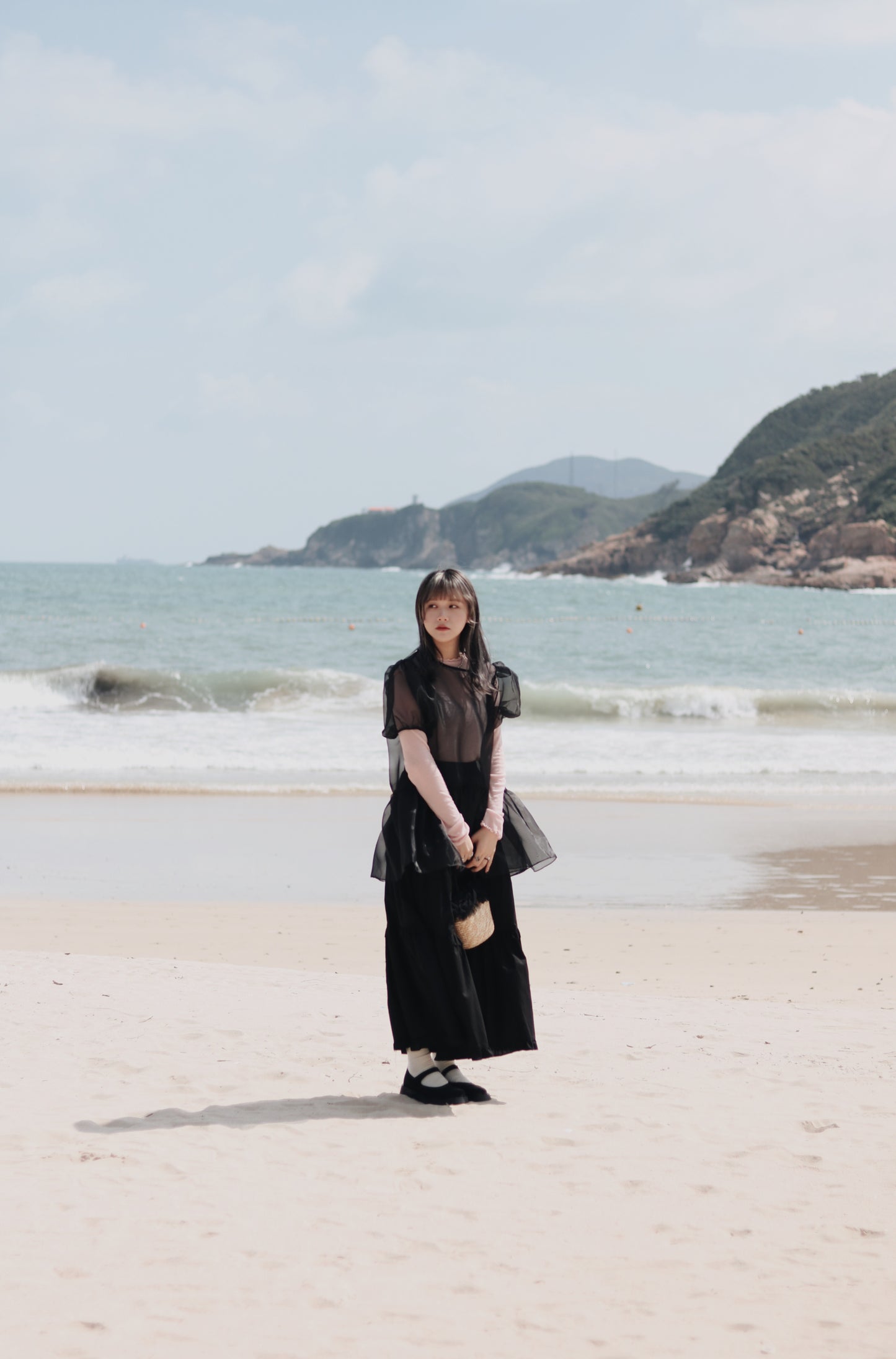 Doll Puff Sleeve Blouse (Black)