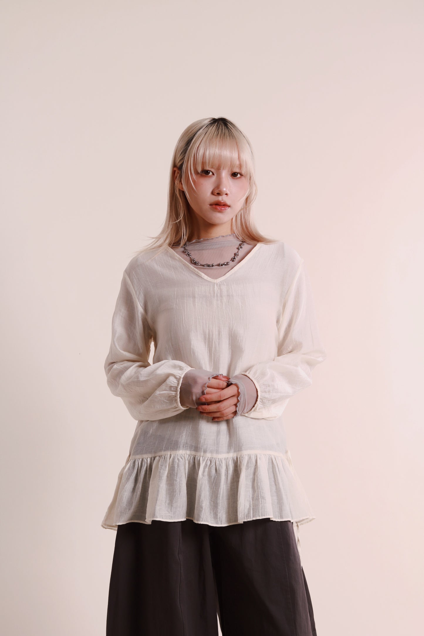 Doll Ruffle Blouse (Ivory)