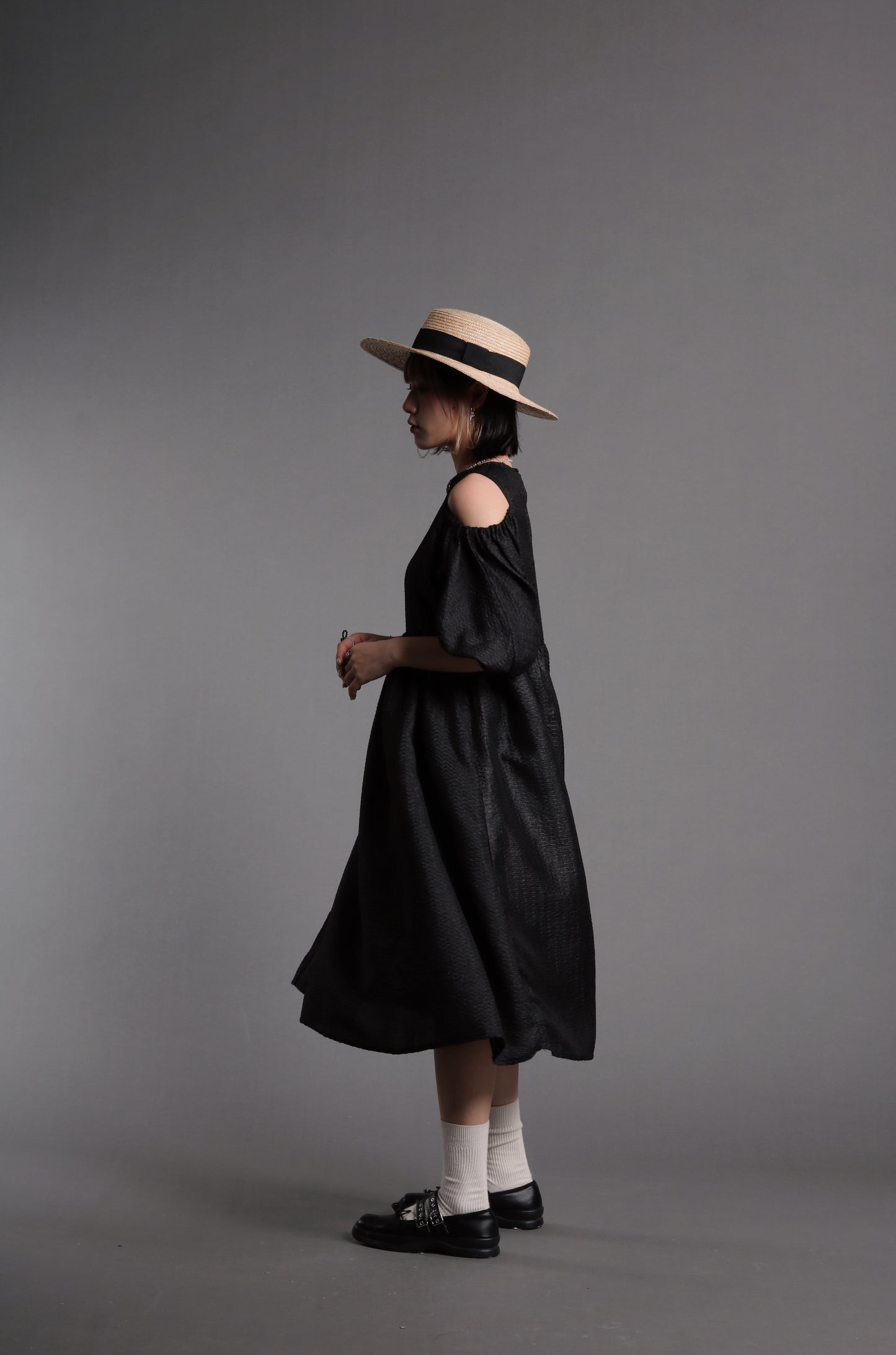 Doll Cold Shoulder Dress (Black)