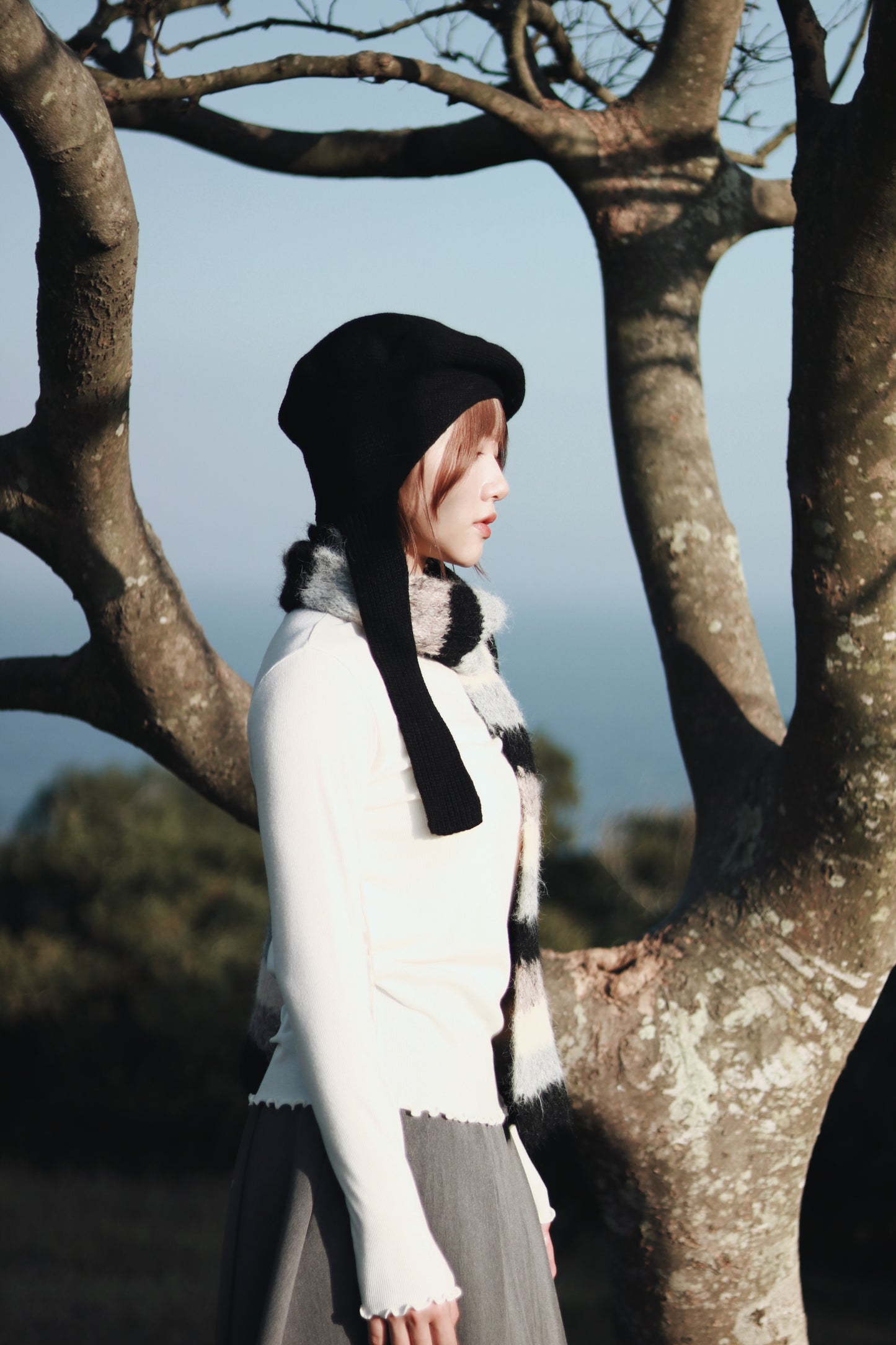 Doll Beret (Black/Grey/Red)