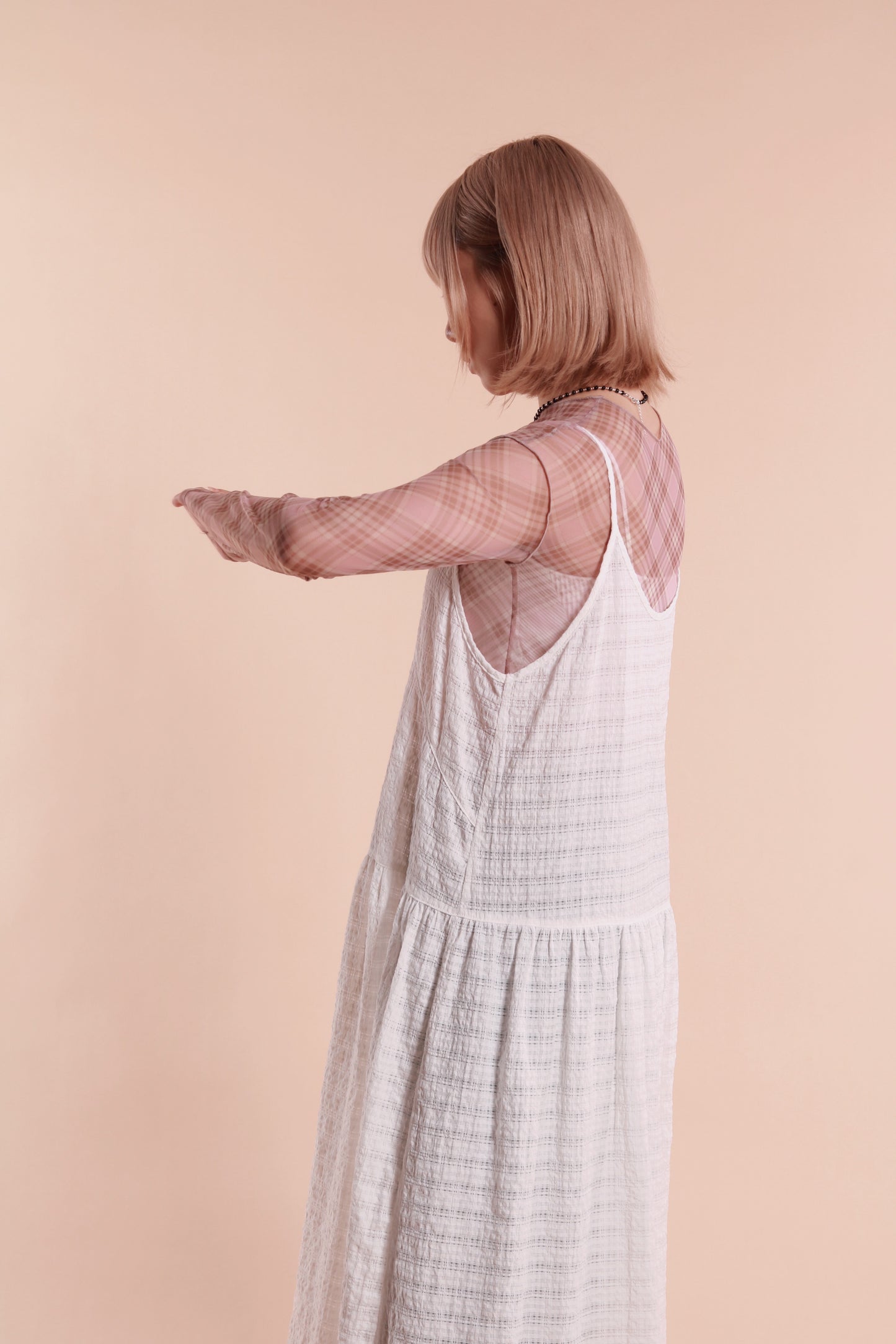 Textured Sleeveless Dress (White)