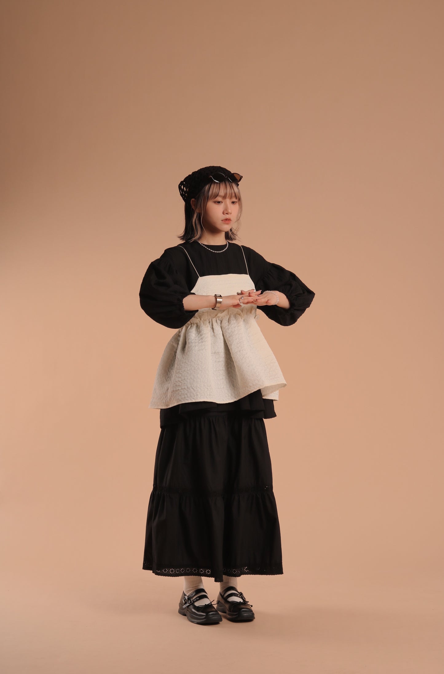 Doll Puff Sleeve Blouse (Black)