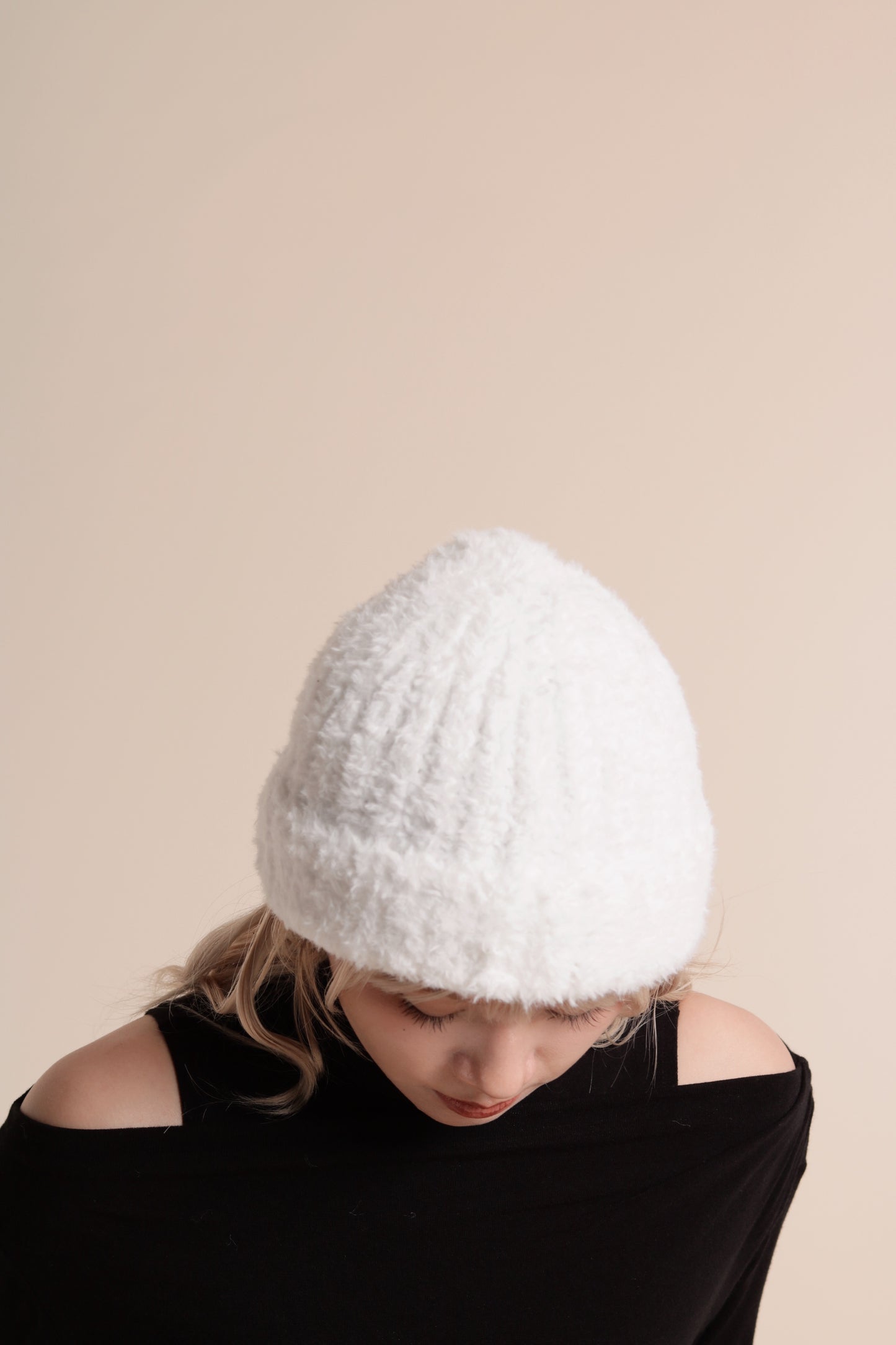 Momo Beanie (White)