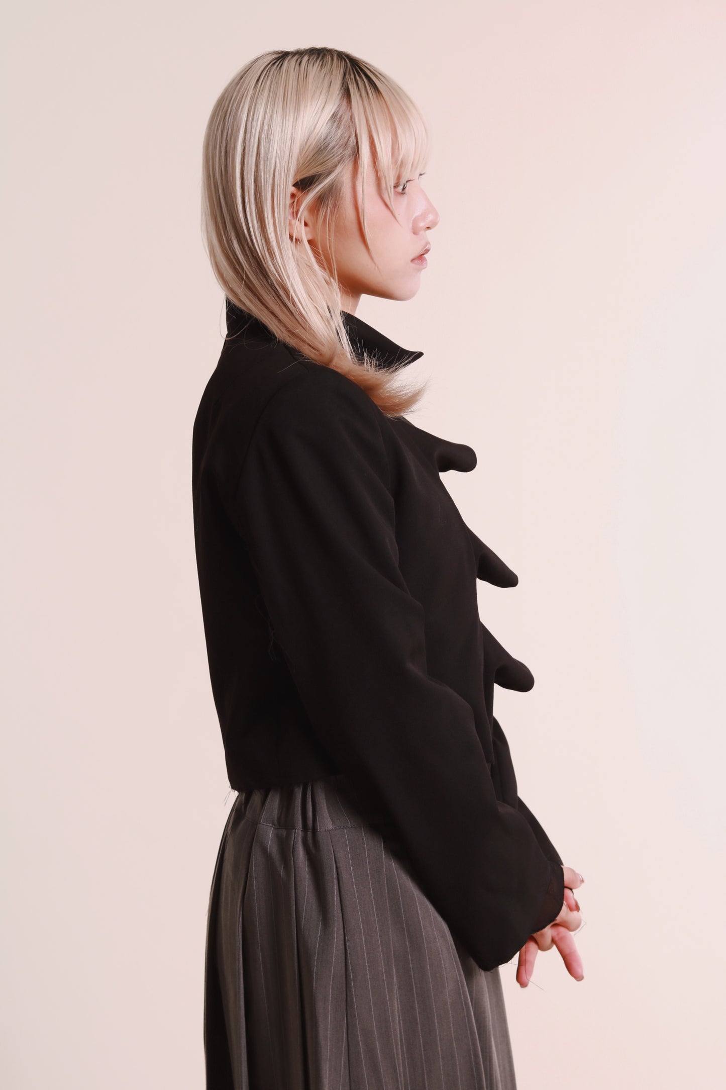 Gentle Pleat Jacket (Black)