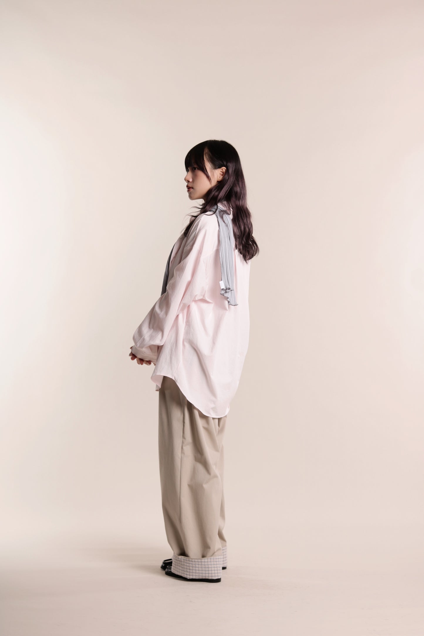 Check Detail Pleated Pants (Beige)