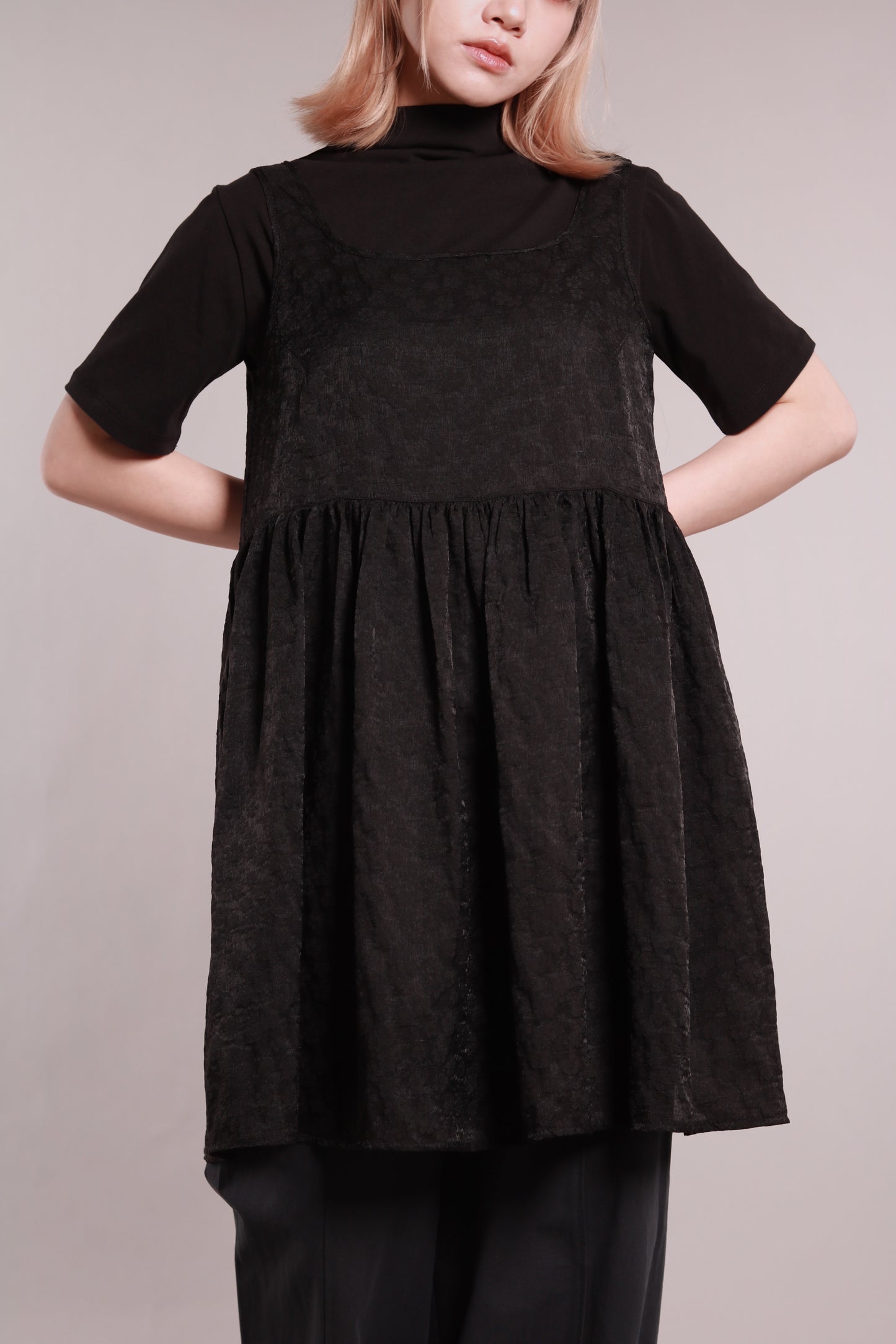 Florette Top (Black)