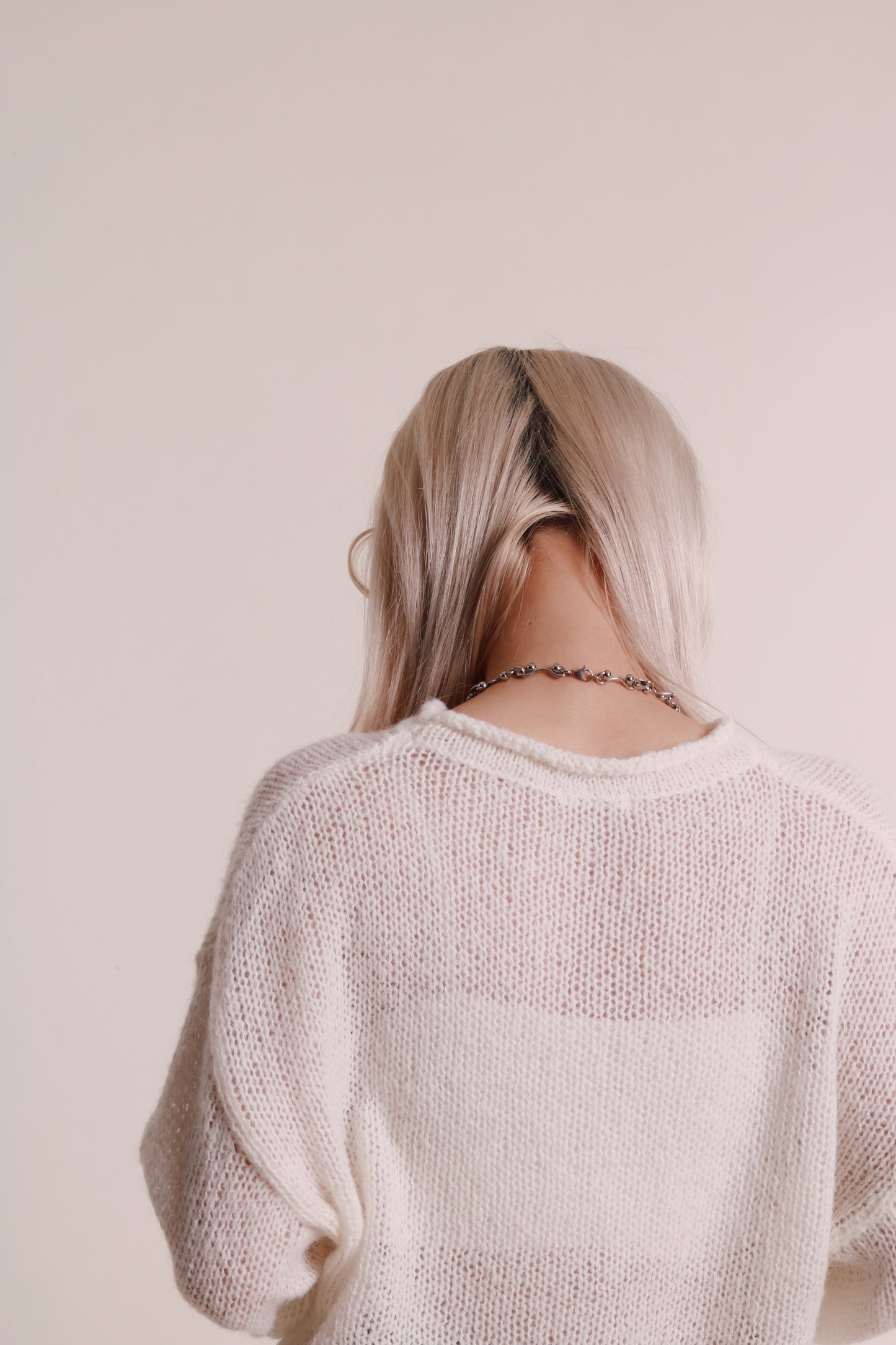 Lazy Sweater (White)