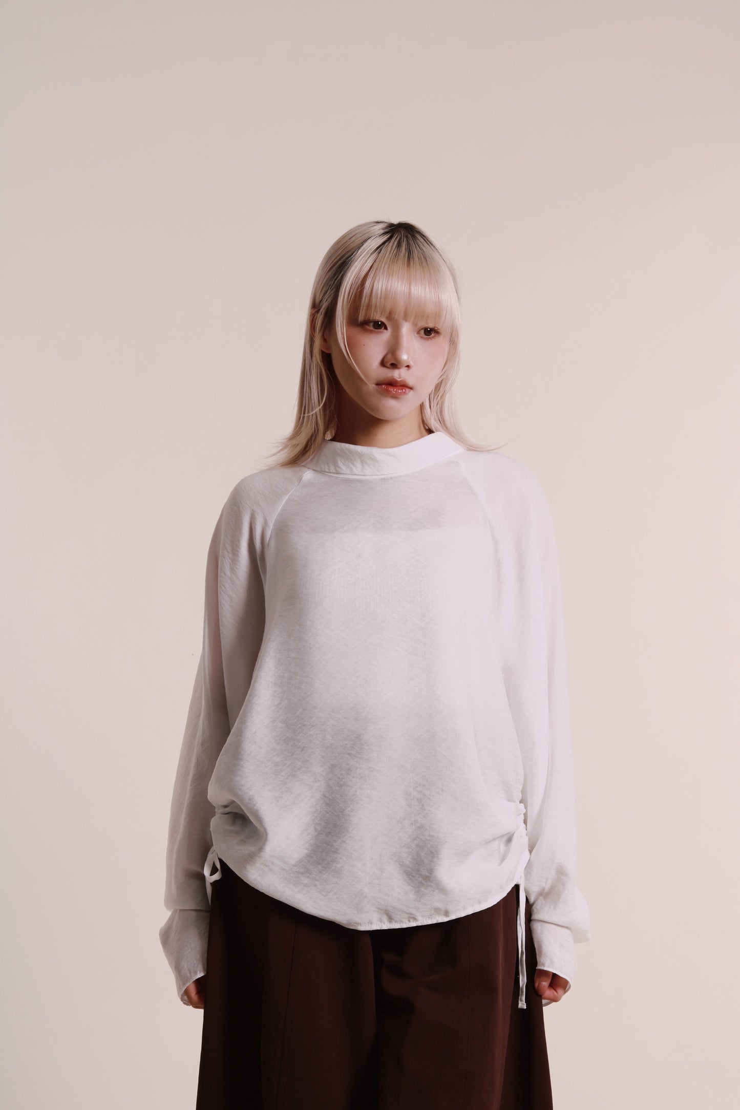 Doll Gathered Blouse (White)