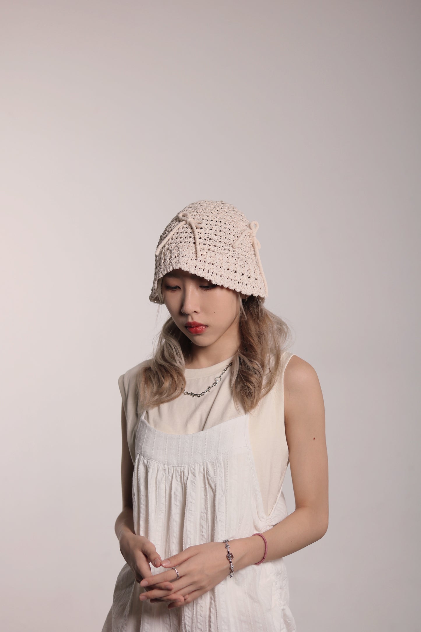 Ribbon Knit Hat (Black/Ivory)