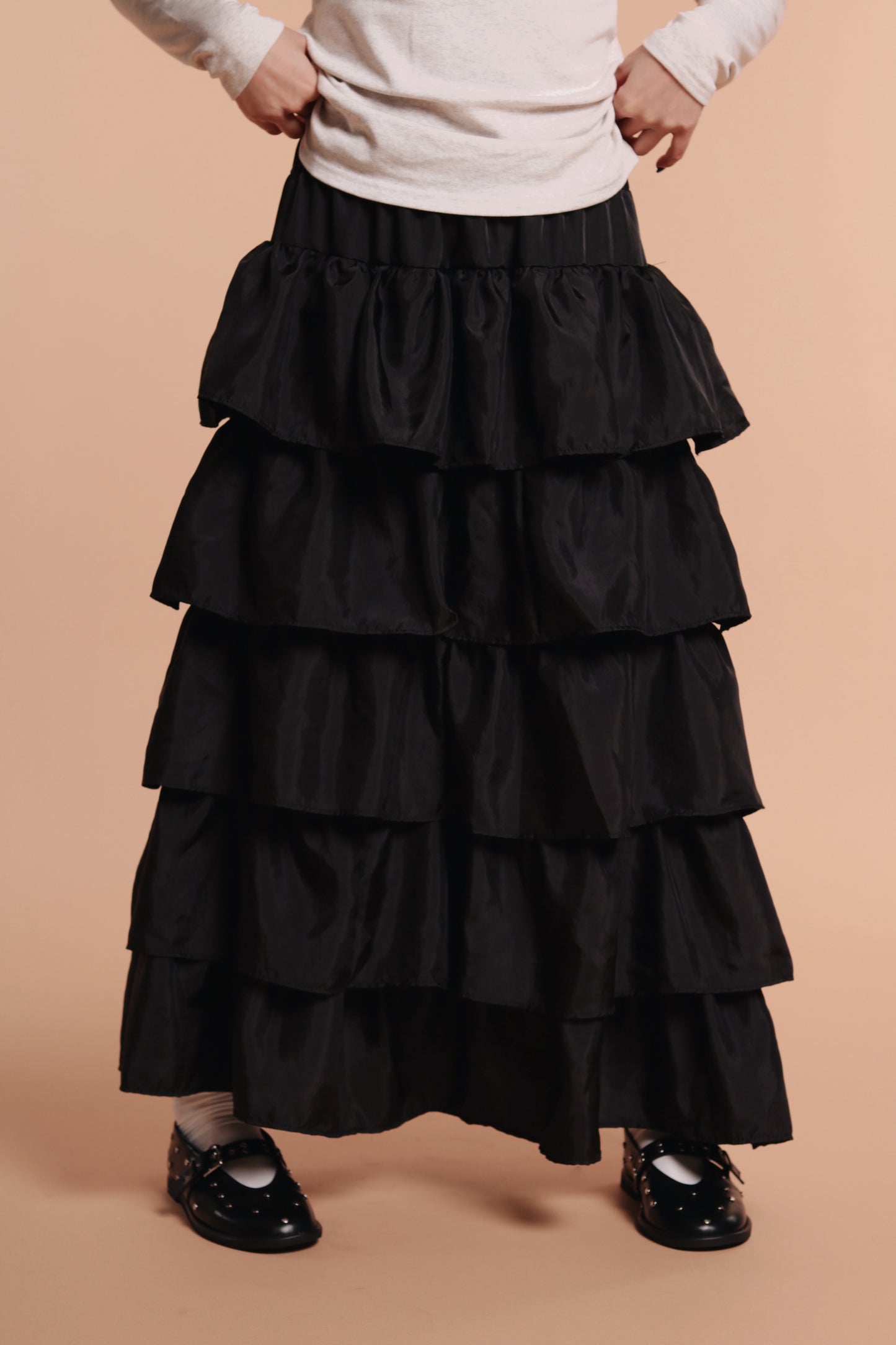 Ruffle Tiered Skirt (Black)