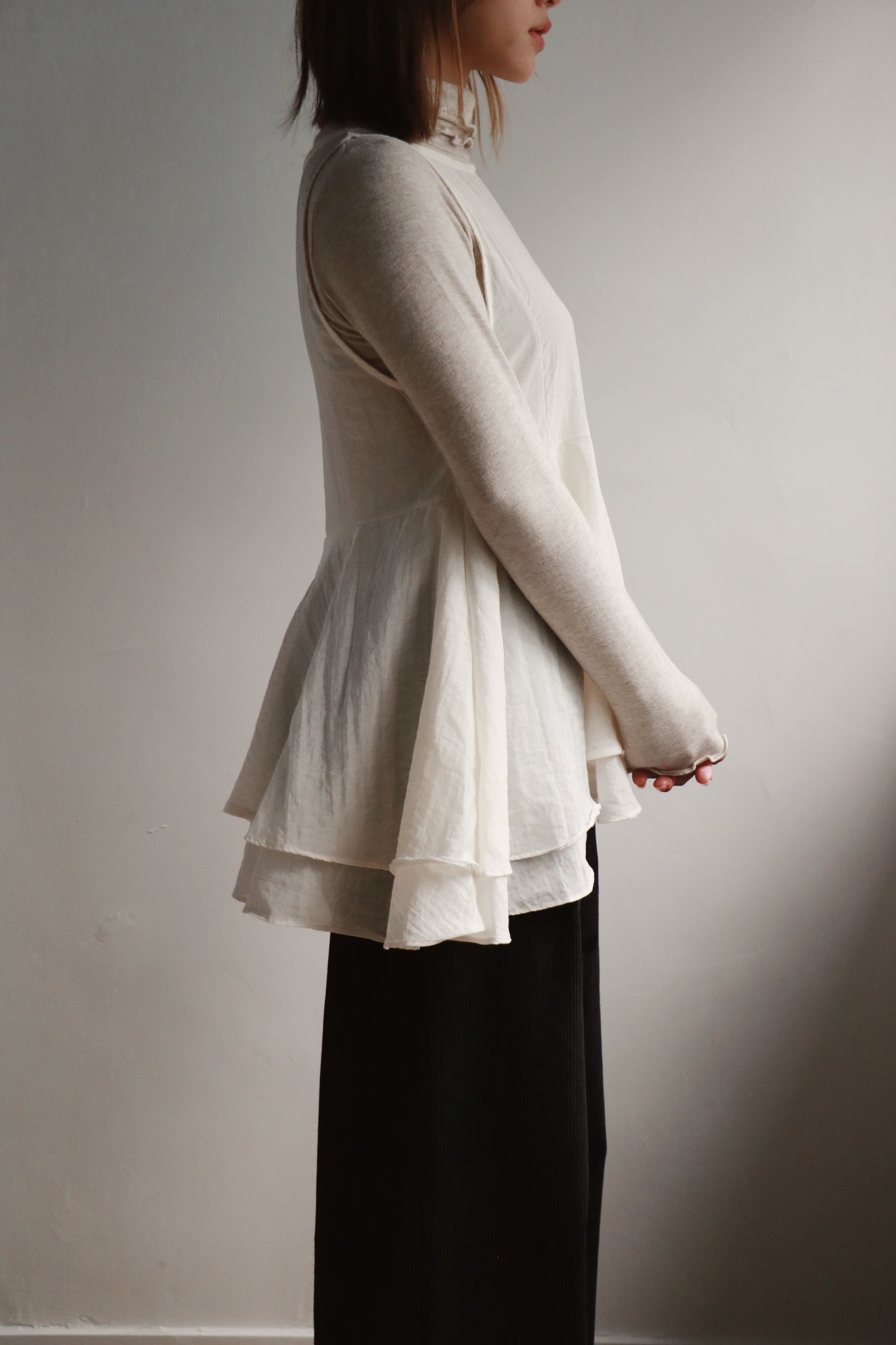 Ruffle Sleeveless Top (Ivory)