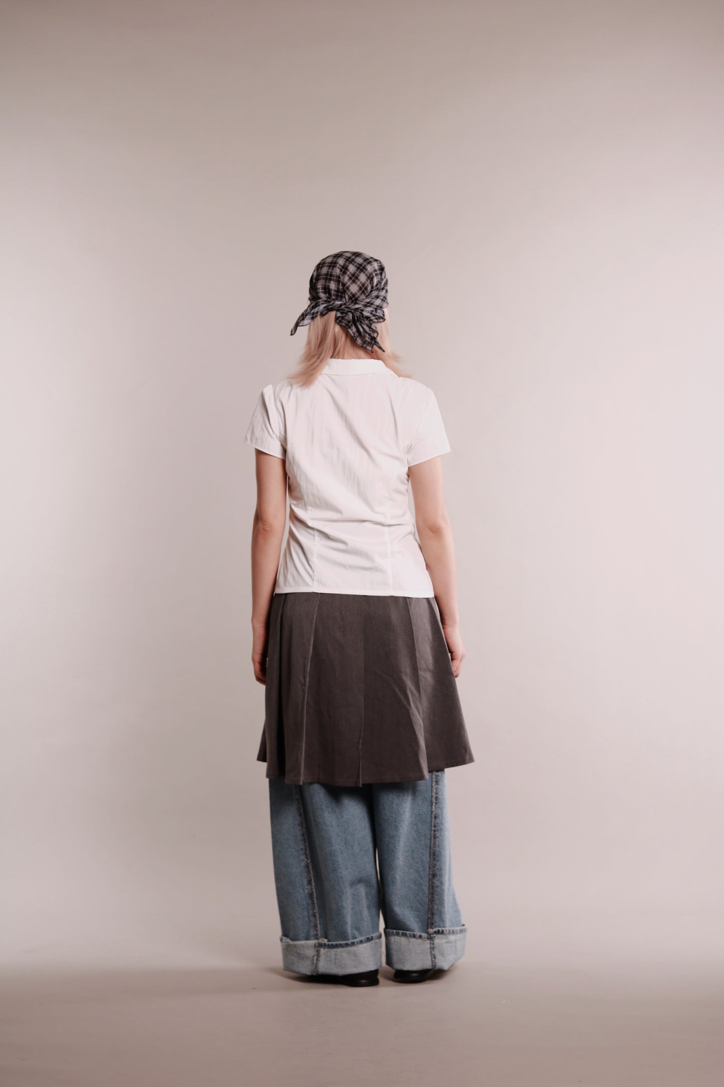 Gentle Pleat Shirt (White)
