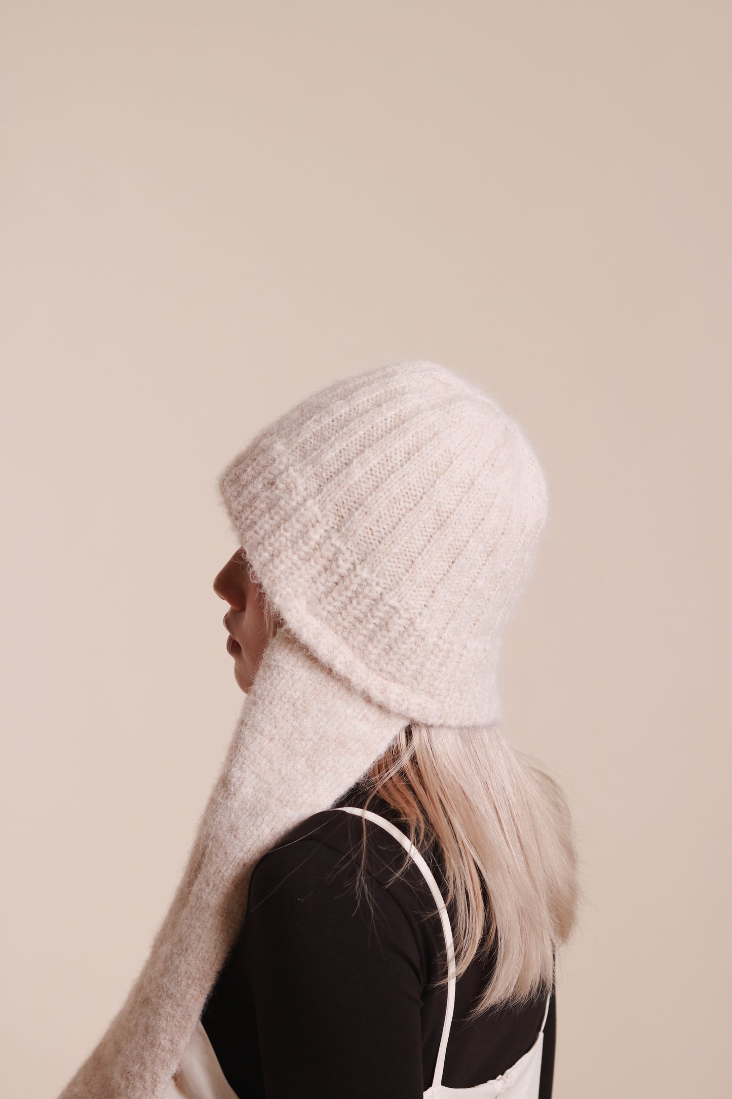 Doll Knit Scarf Flight Cap (Ivory)