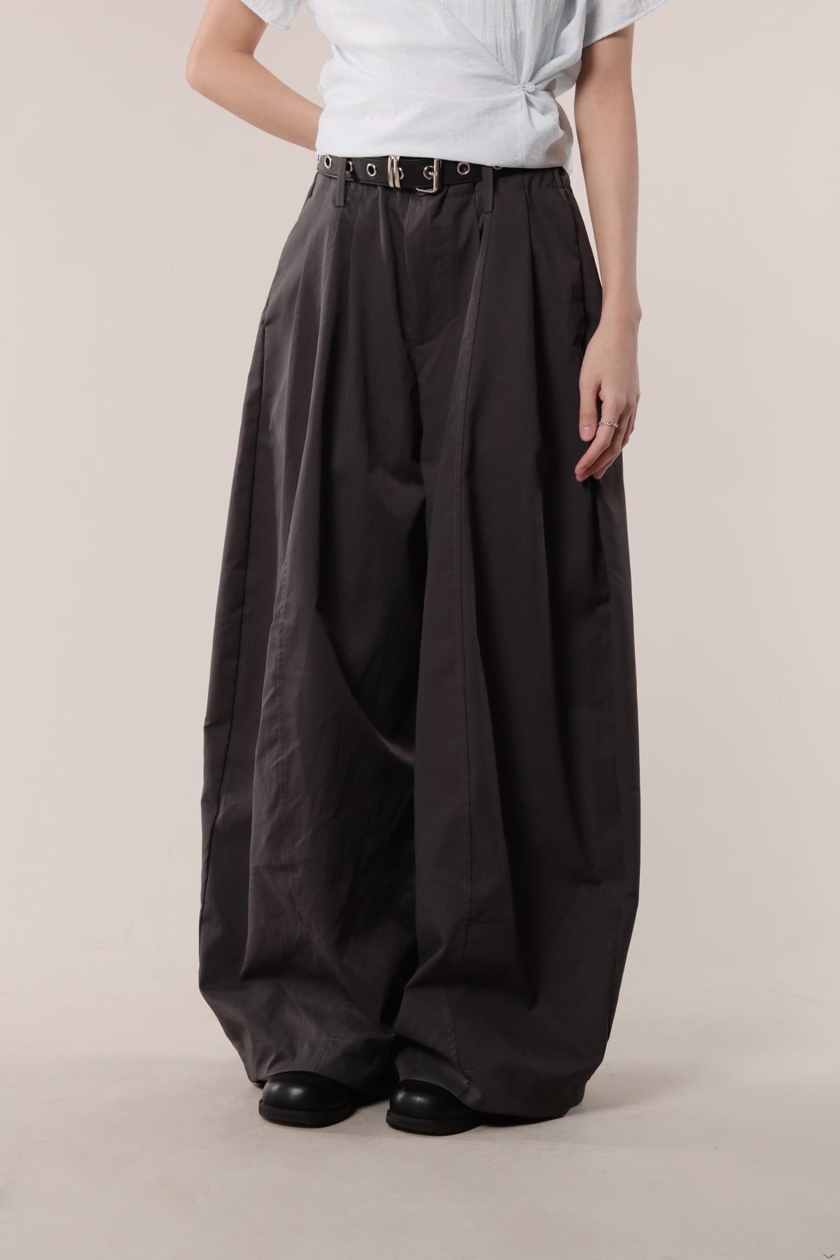 Ari Pants (Charcoal)