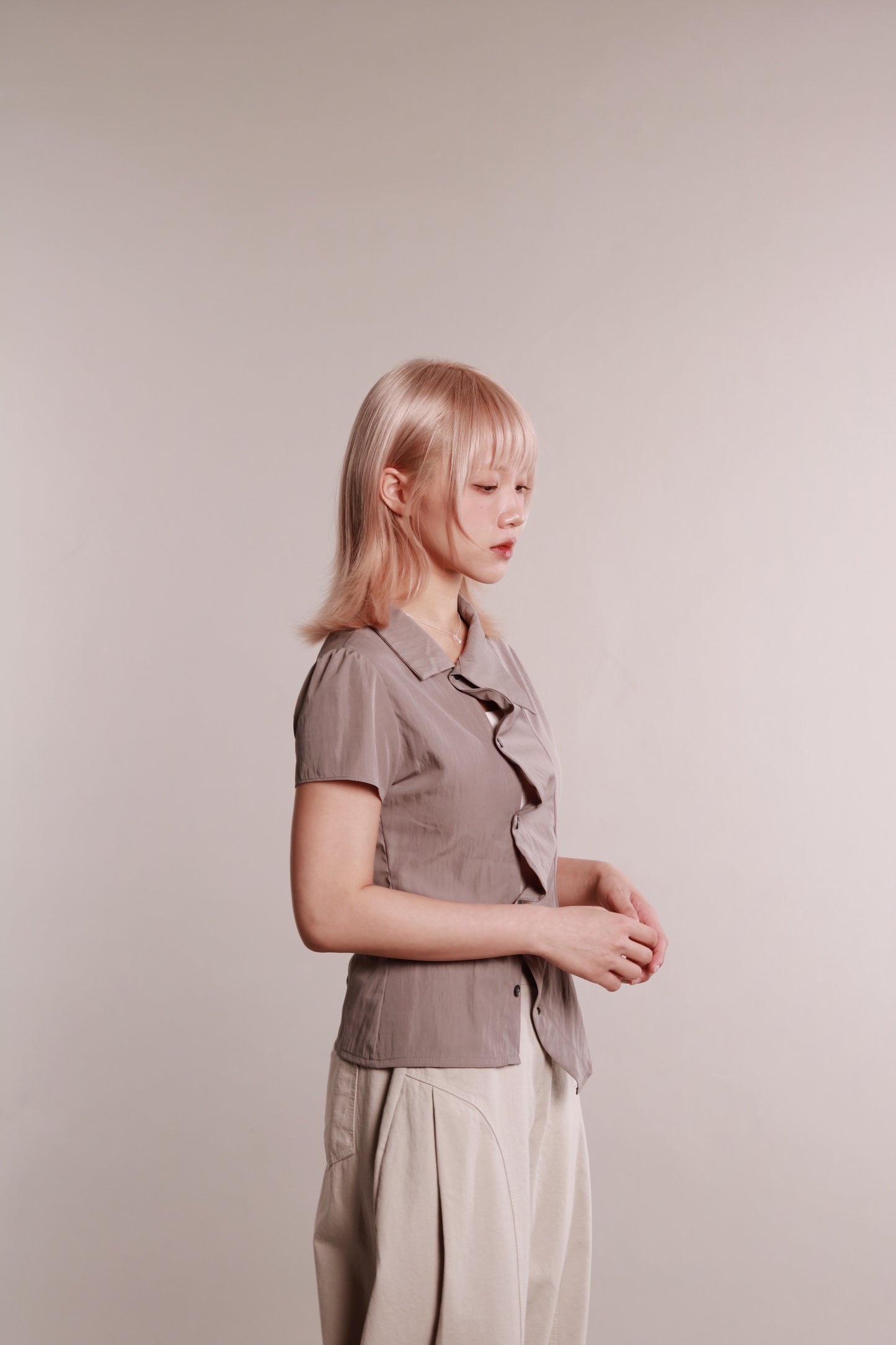 Gentle Pleat Shirt (Grey)