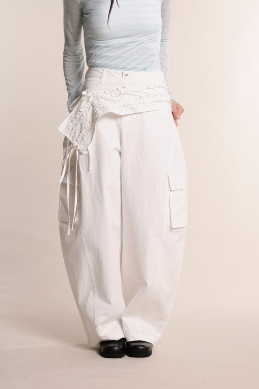 Ruffle Belt Pants (White)