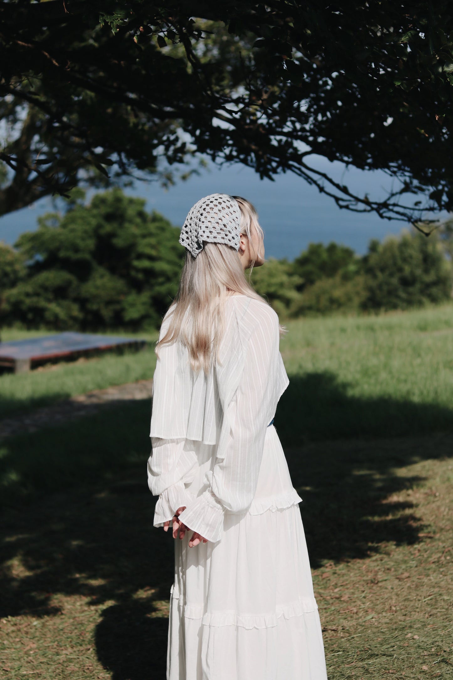 Flora Cropped Shirt (White)