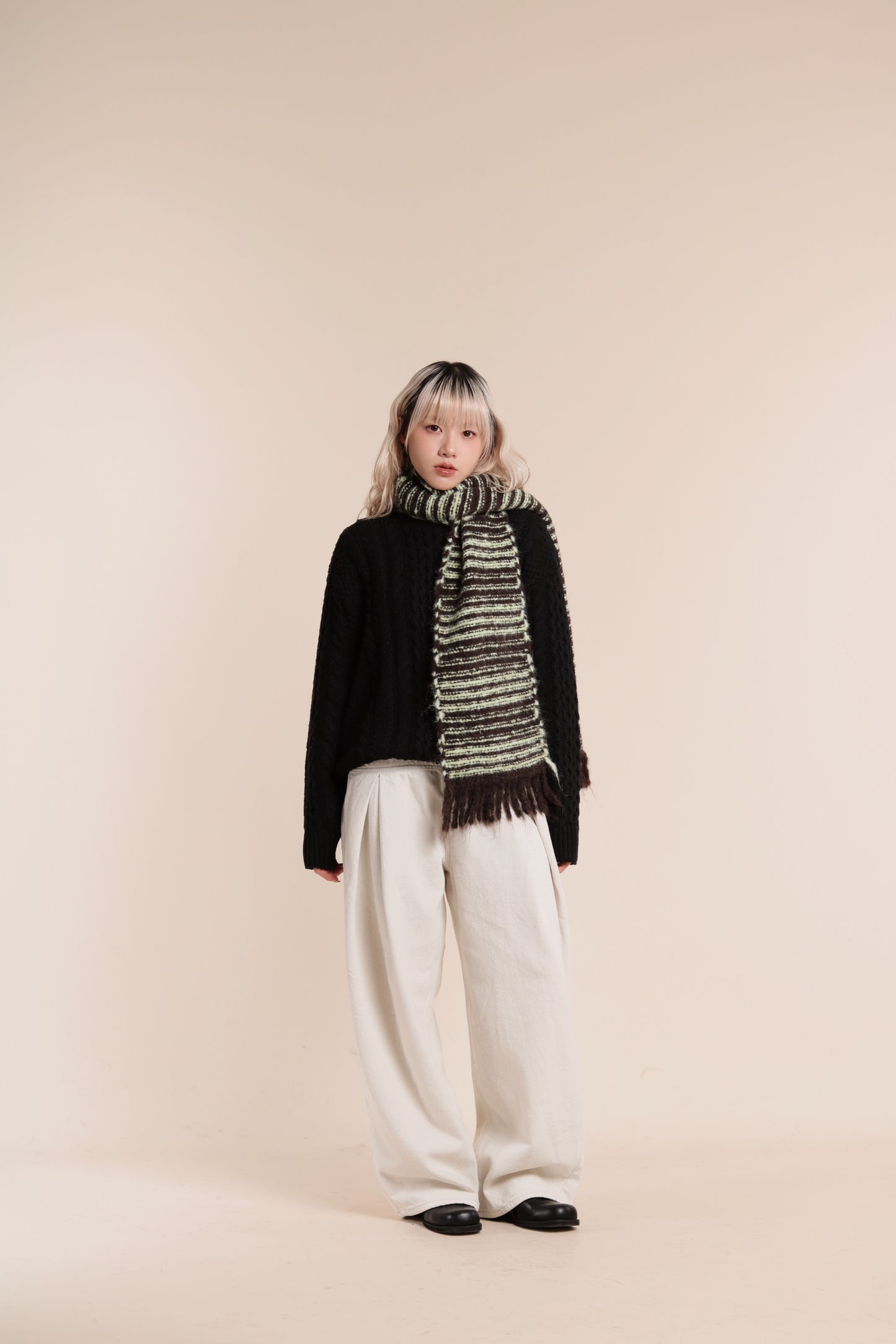 Oversized Cable Knit Sweater (Black)
