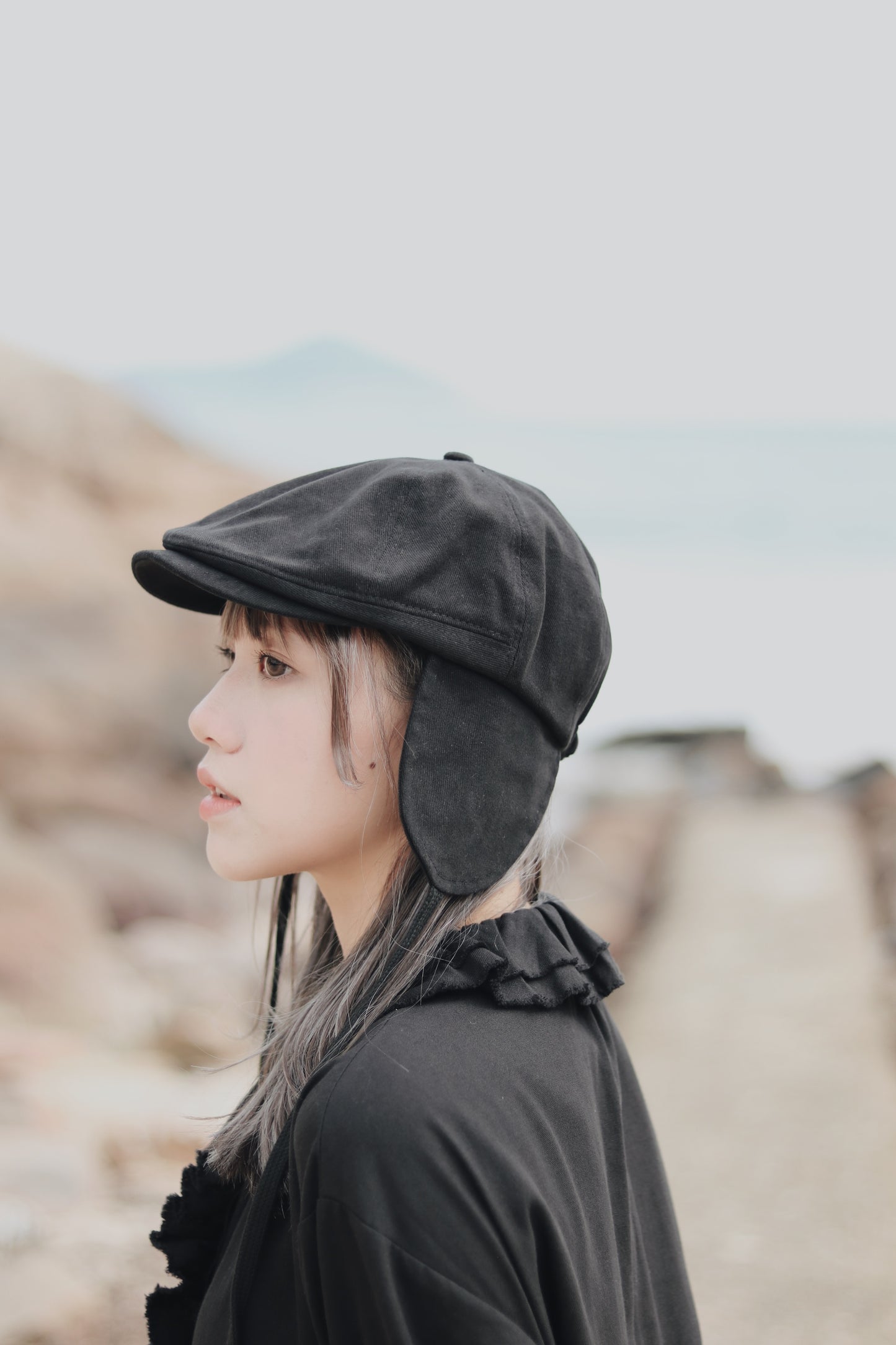 Snoopy Hat (Beige/Black/White)