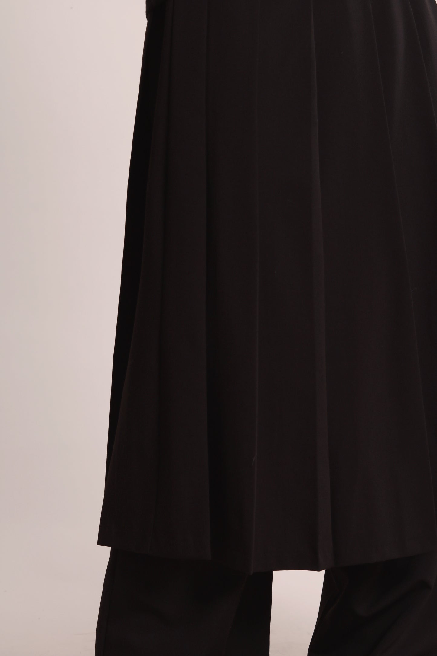 Layered Pleat Pants (Black)